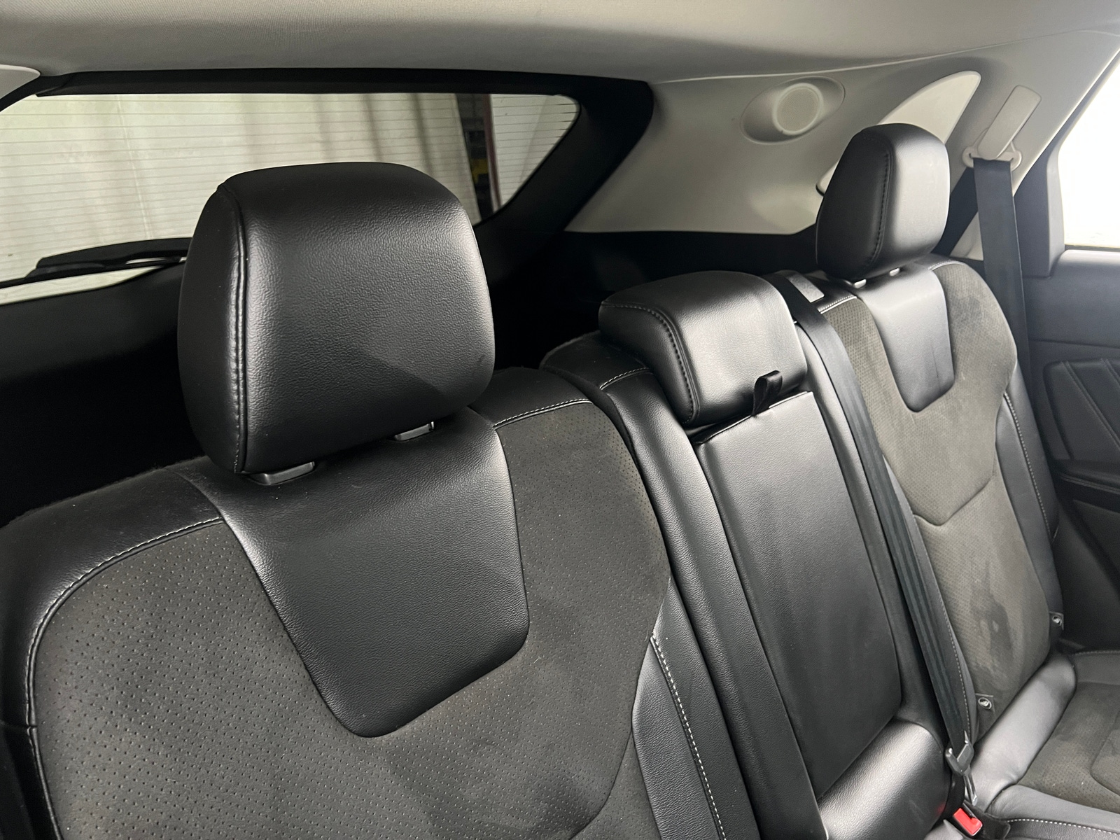 Thumbnail: 2016 Ford Edge - 5