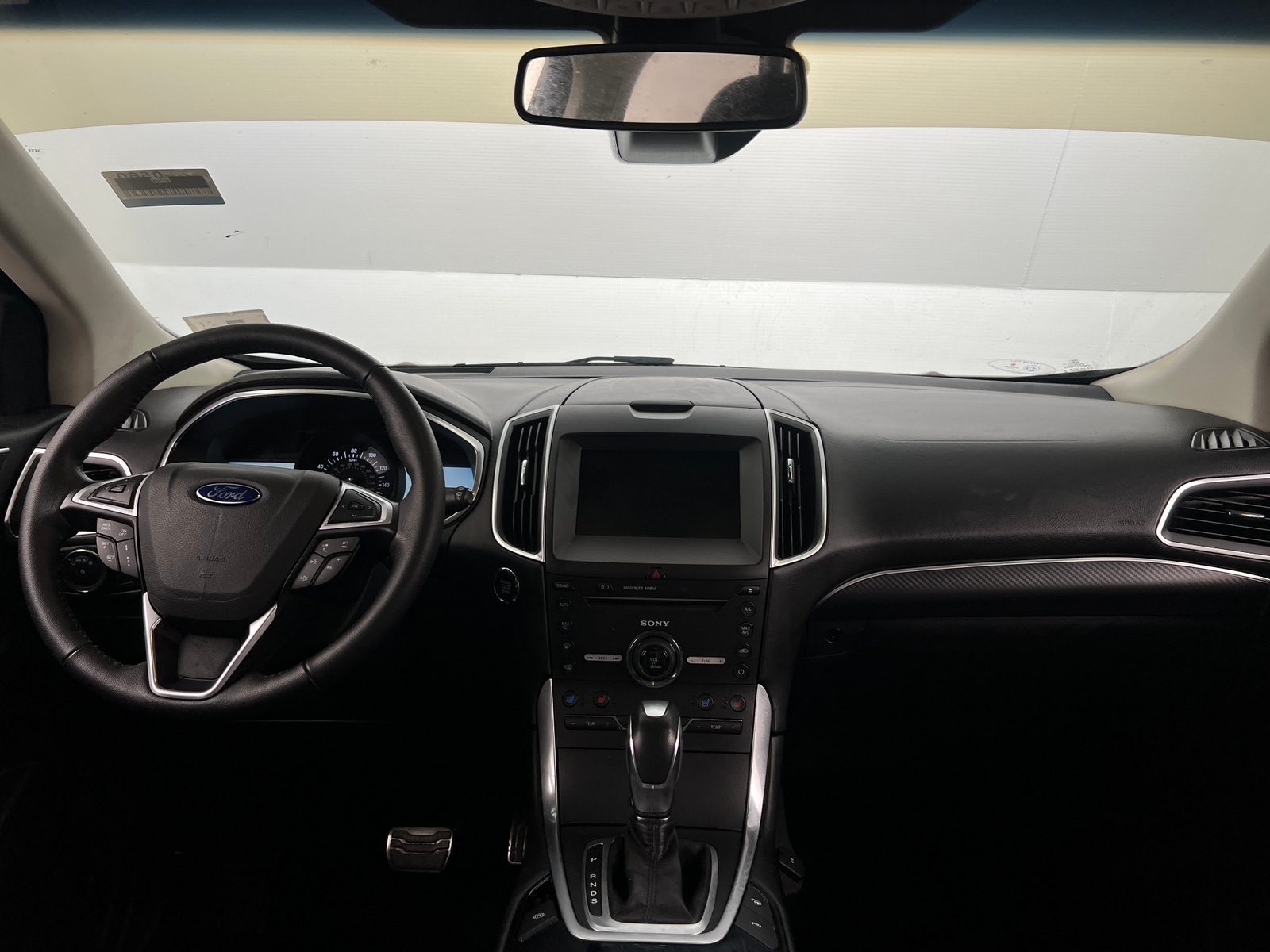 Thumbnail: 2016 Ford Edge - 2