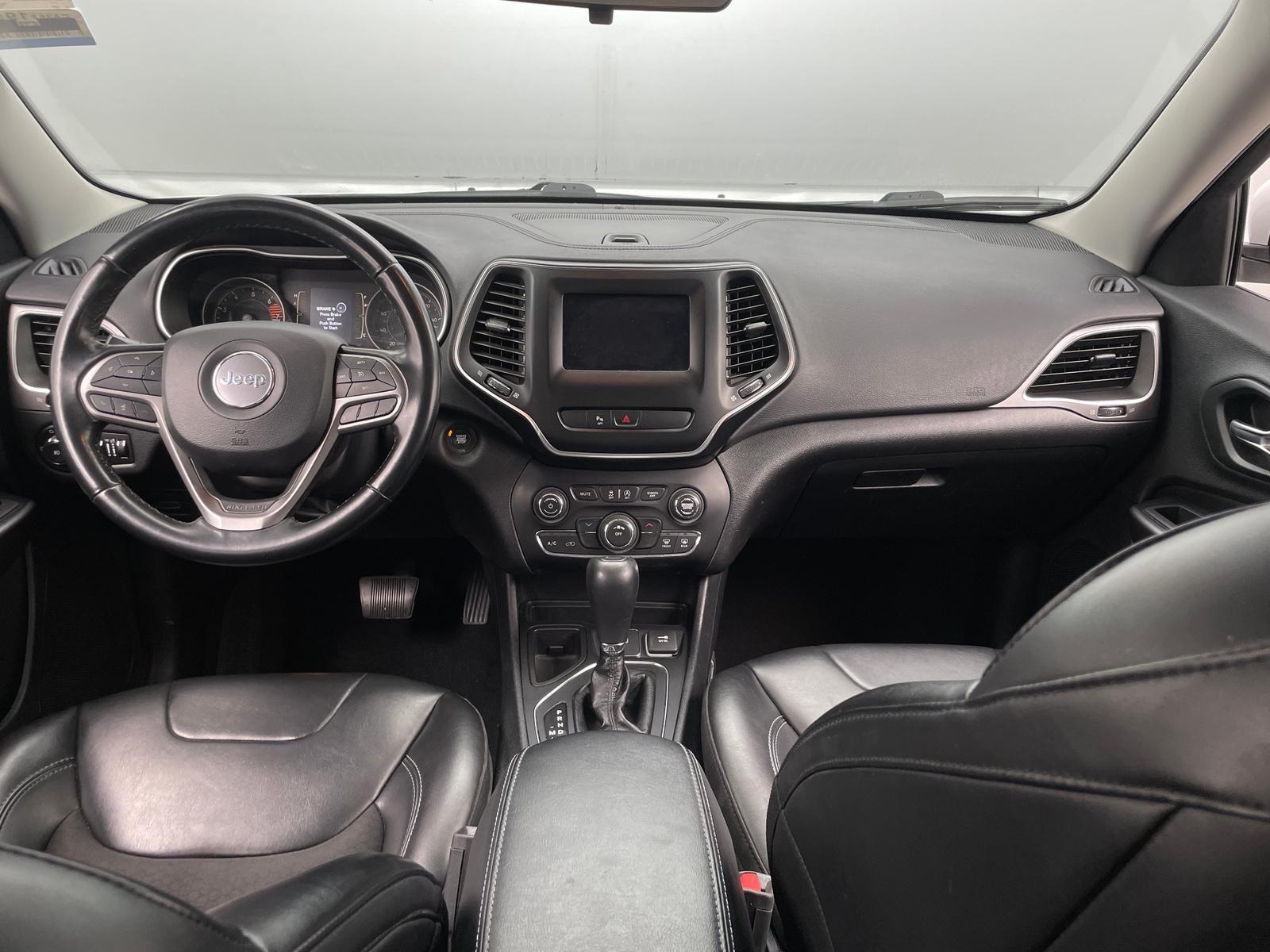 Thumbnail: 2020 Jeep Cherokee - 3
