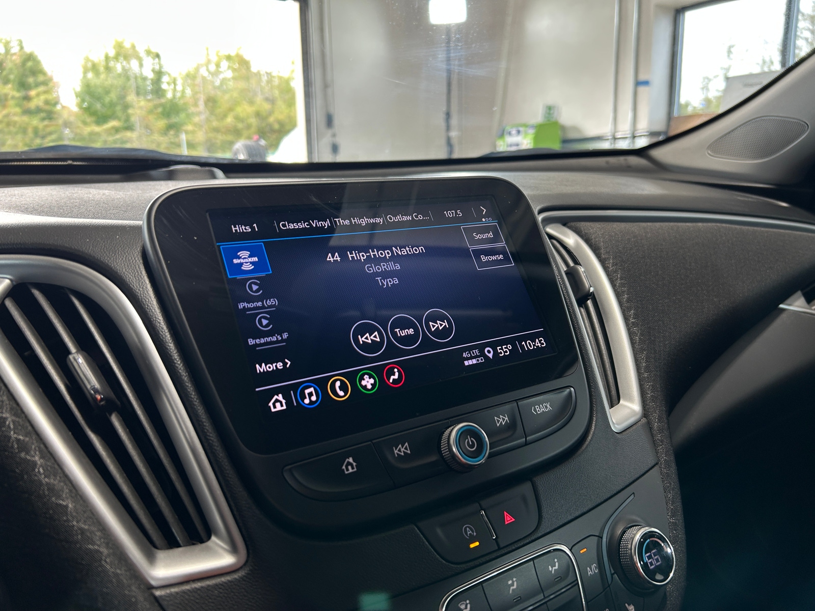 Thumbnail: 2024 Chevrolet Malibu - 4