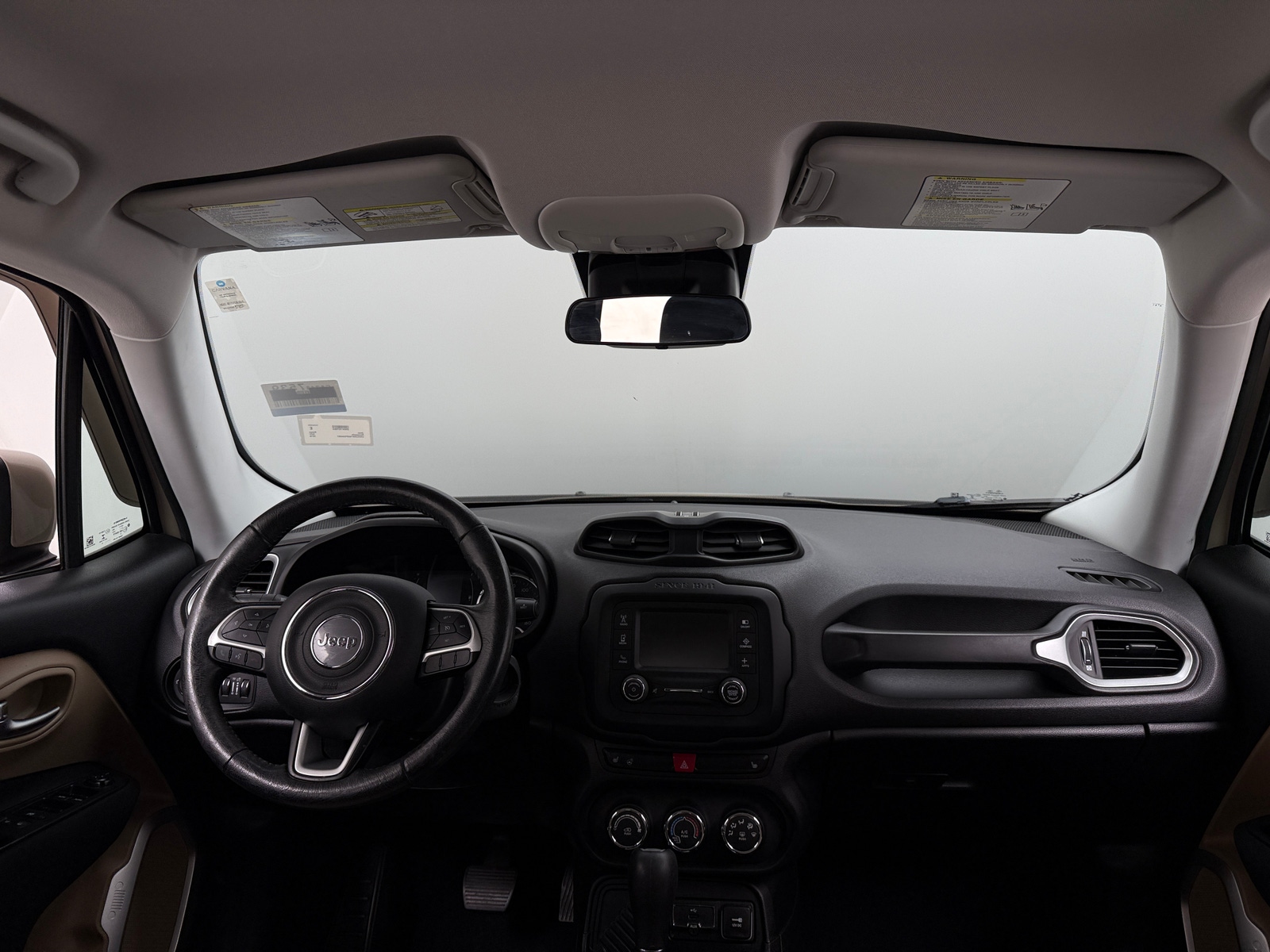 Thumbnail: 2016 Jeep Renegade - 3