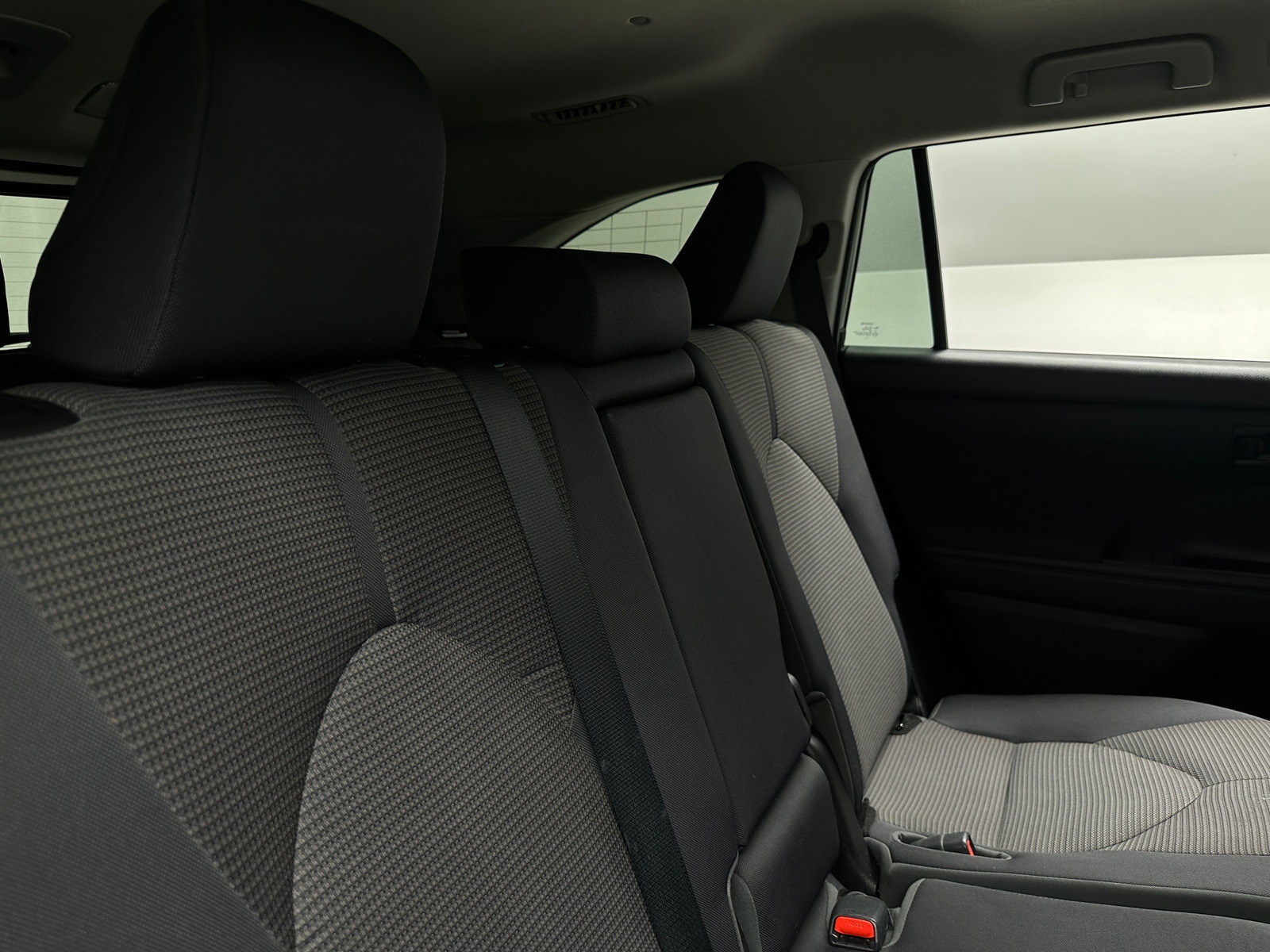 Thumbnail: 2022 Toyota Highlander - 6