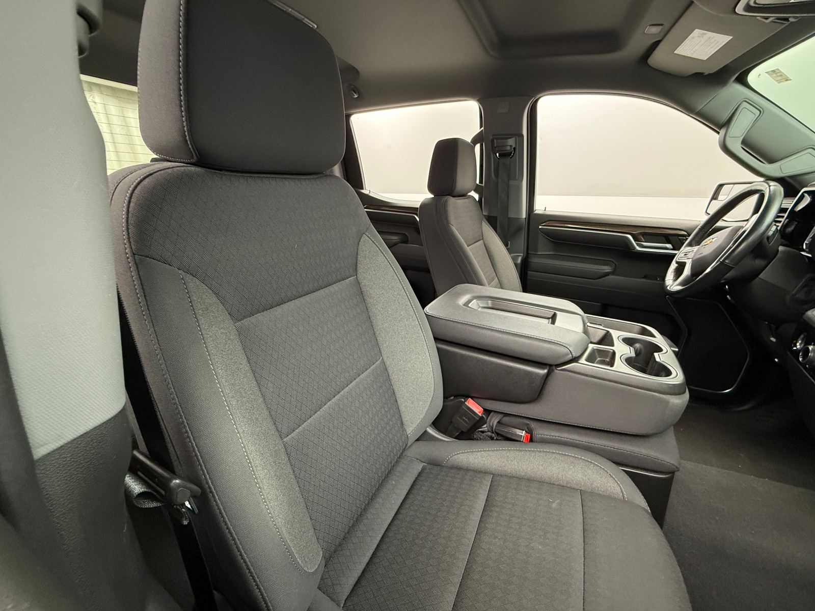 Thumbnail: 2022 Chevrolet Silverado 1500 - 2
