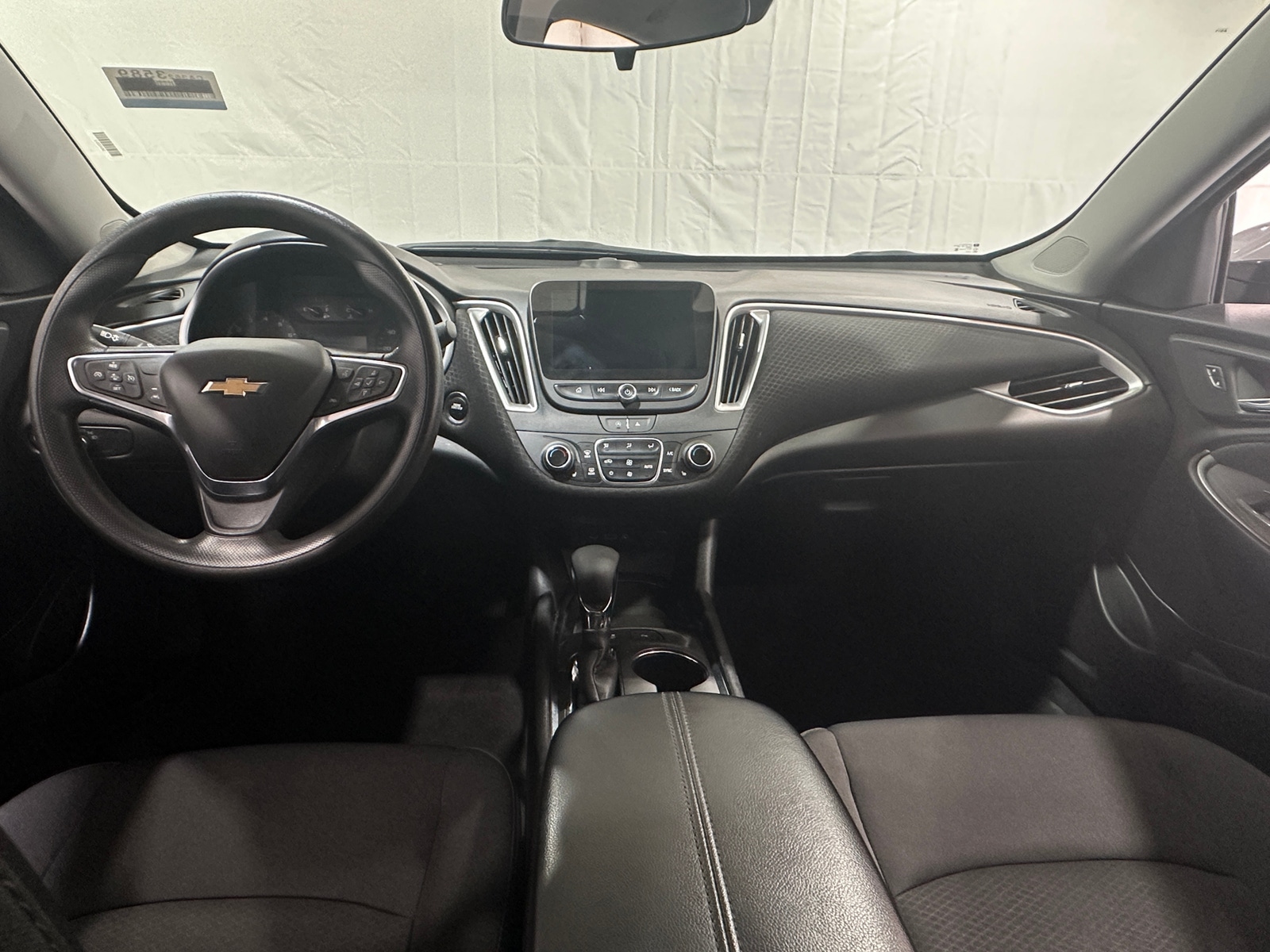 Thumbnail: 2024 Chevrolet Malibu - 3