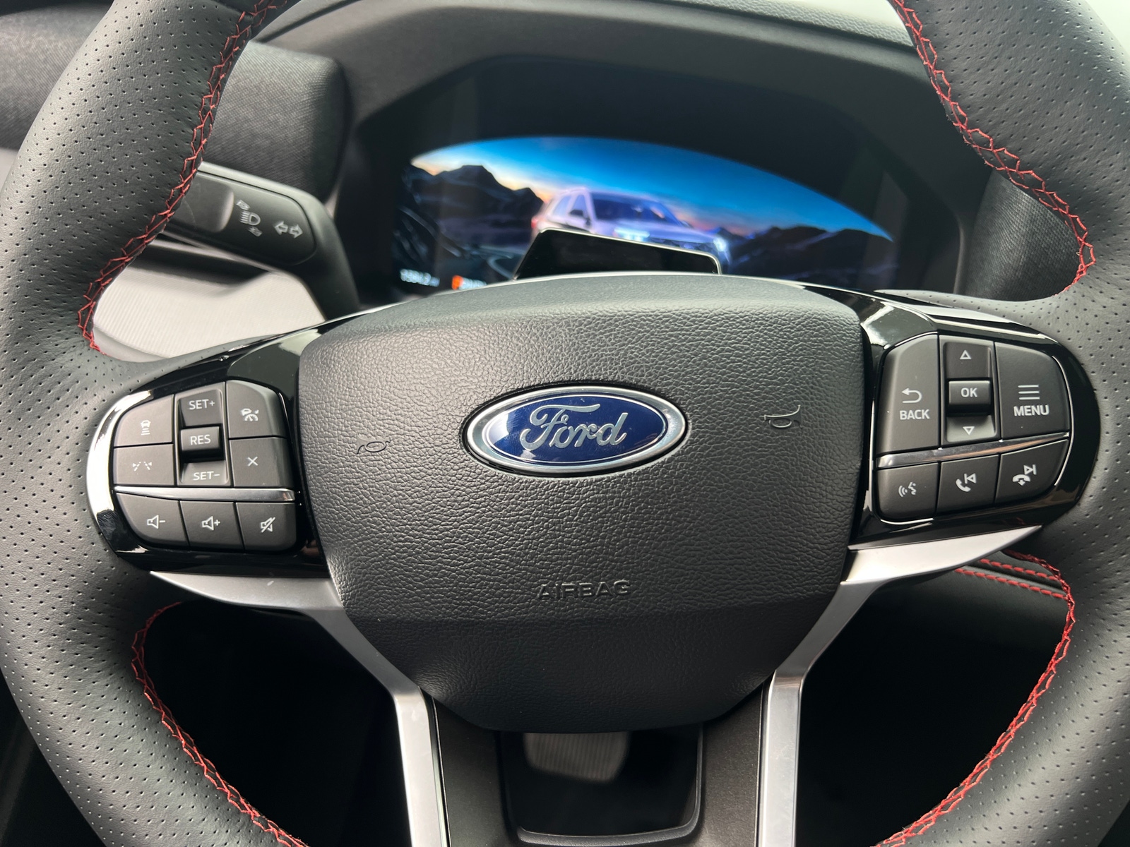 Thumbnail: 2025 Ford Explorer - 4