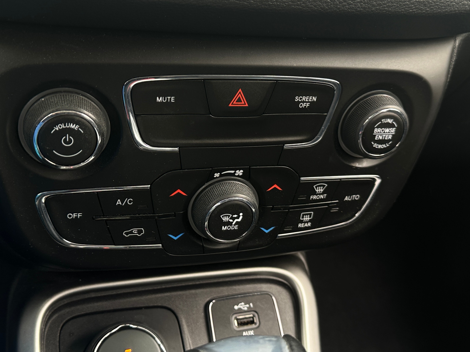 Thumbnail: 2021 Jeep Compass - 4