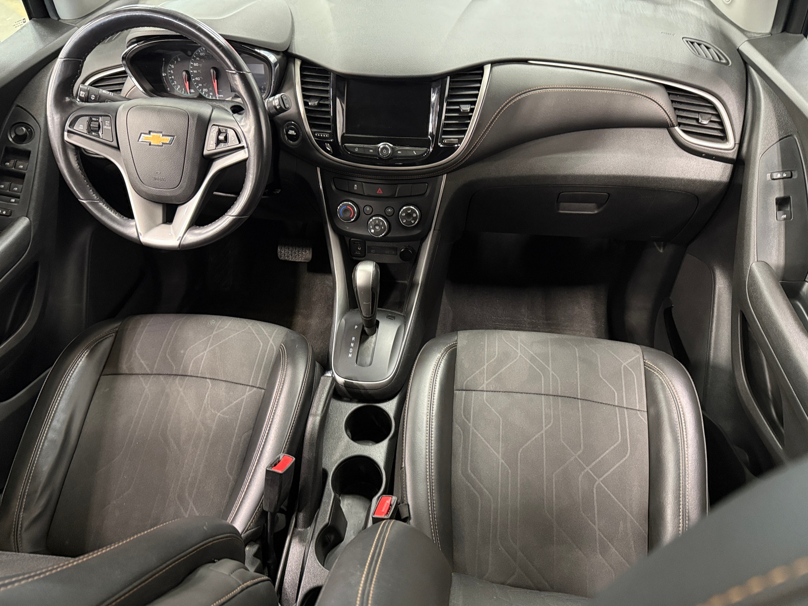 Thumbnail: 2020 Chevrolet Trax - 3