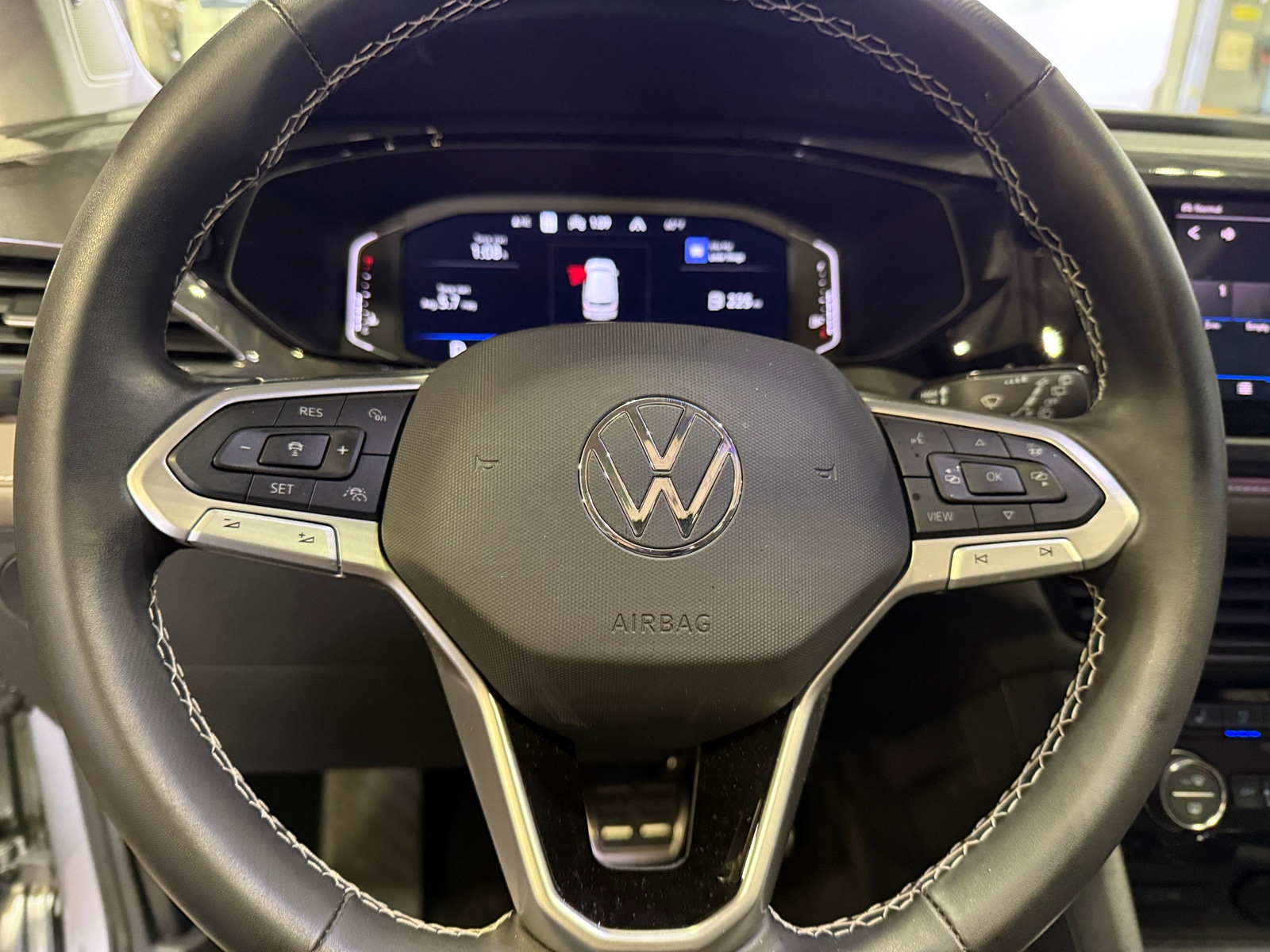 Thumbnail: 2024 Volkswagen Taos - 4