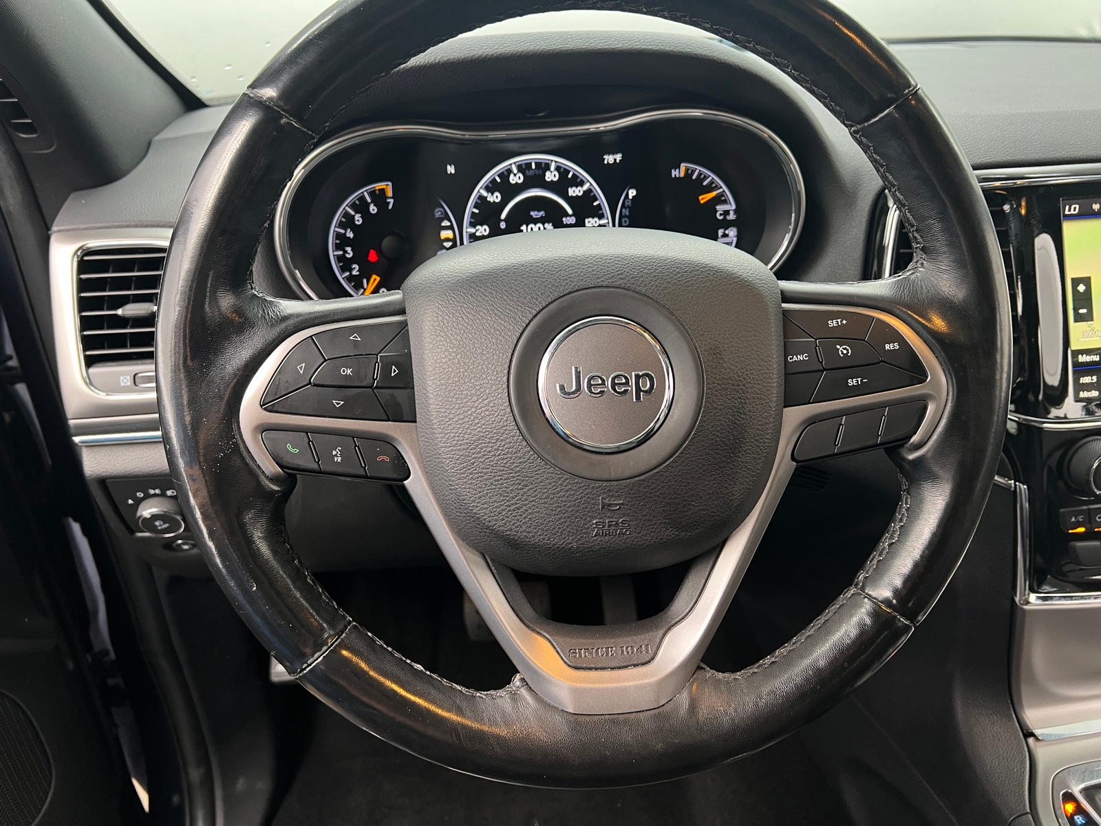 Thumbnail: 2020 Jeep Grand Cherokee - 4
