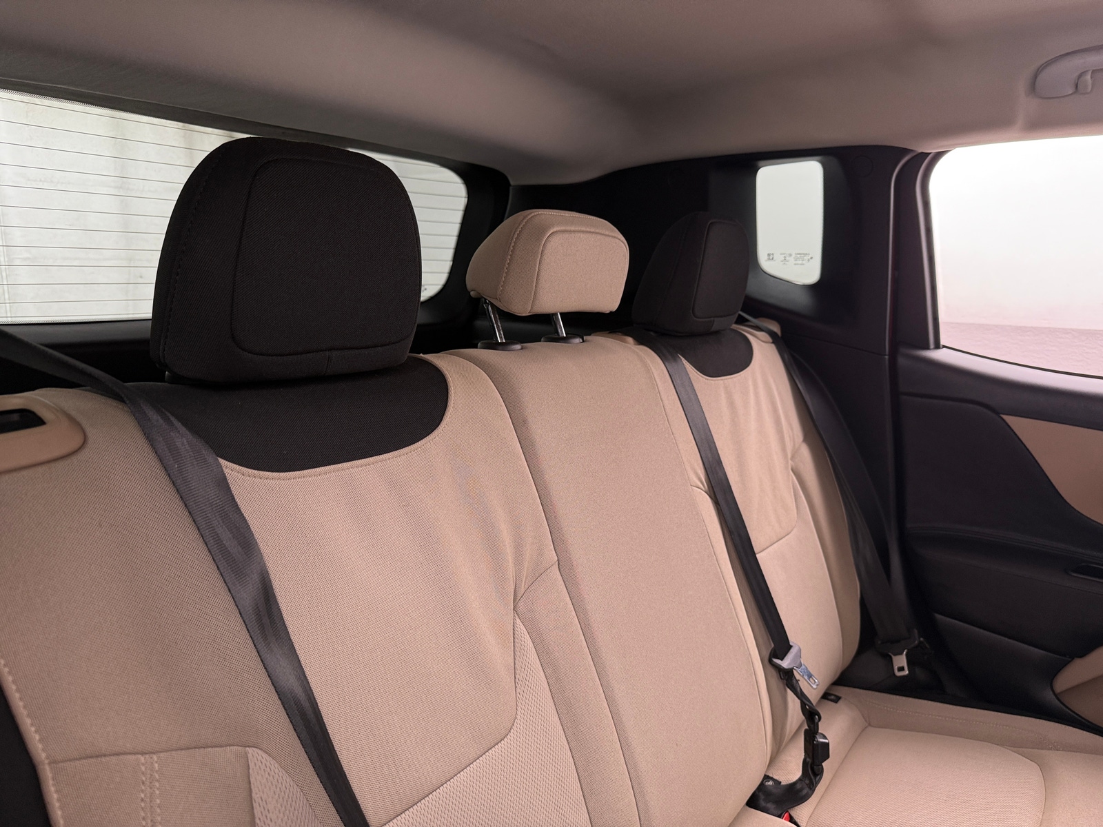 Thumbnail: 2015 Jeep Renegade - 6