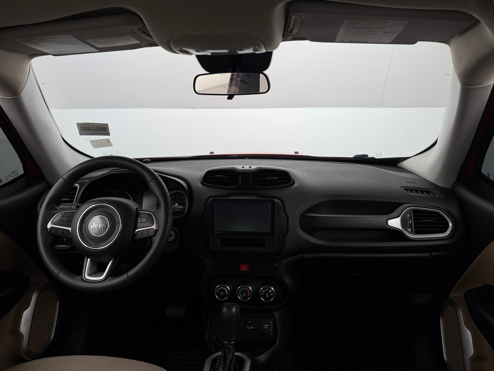 Thumbnail: 2015 Jeep Renegade - 3