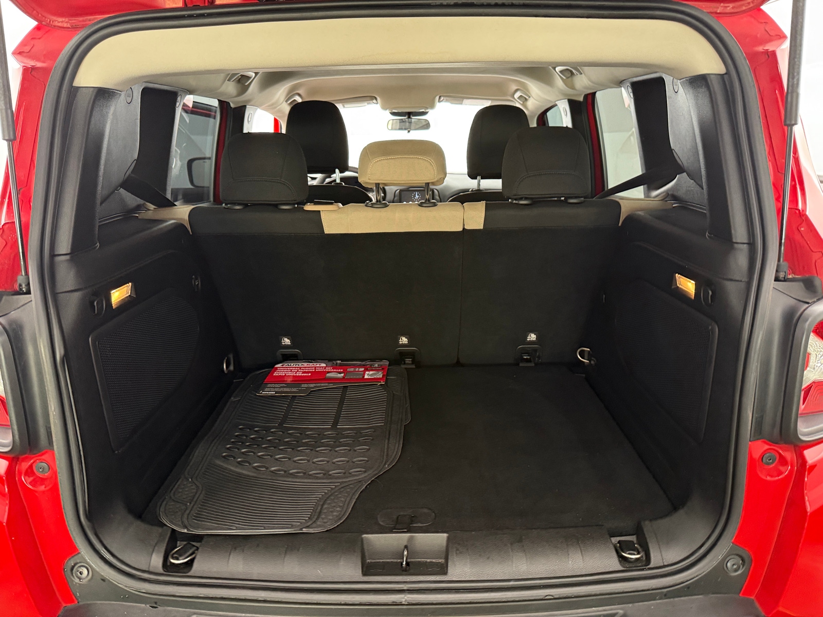Thumbnail: 2015 Jeep Renegade - 7