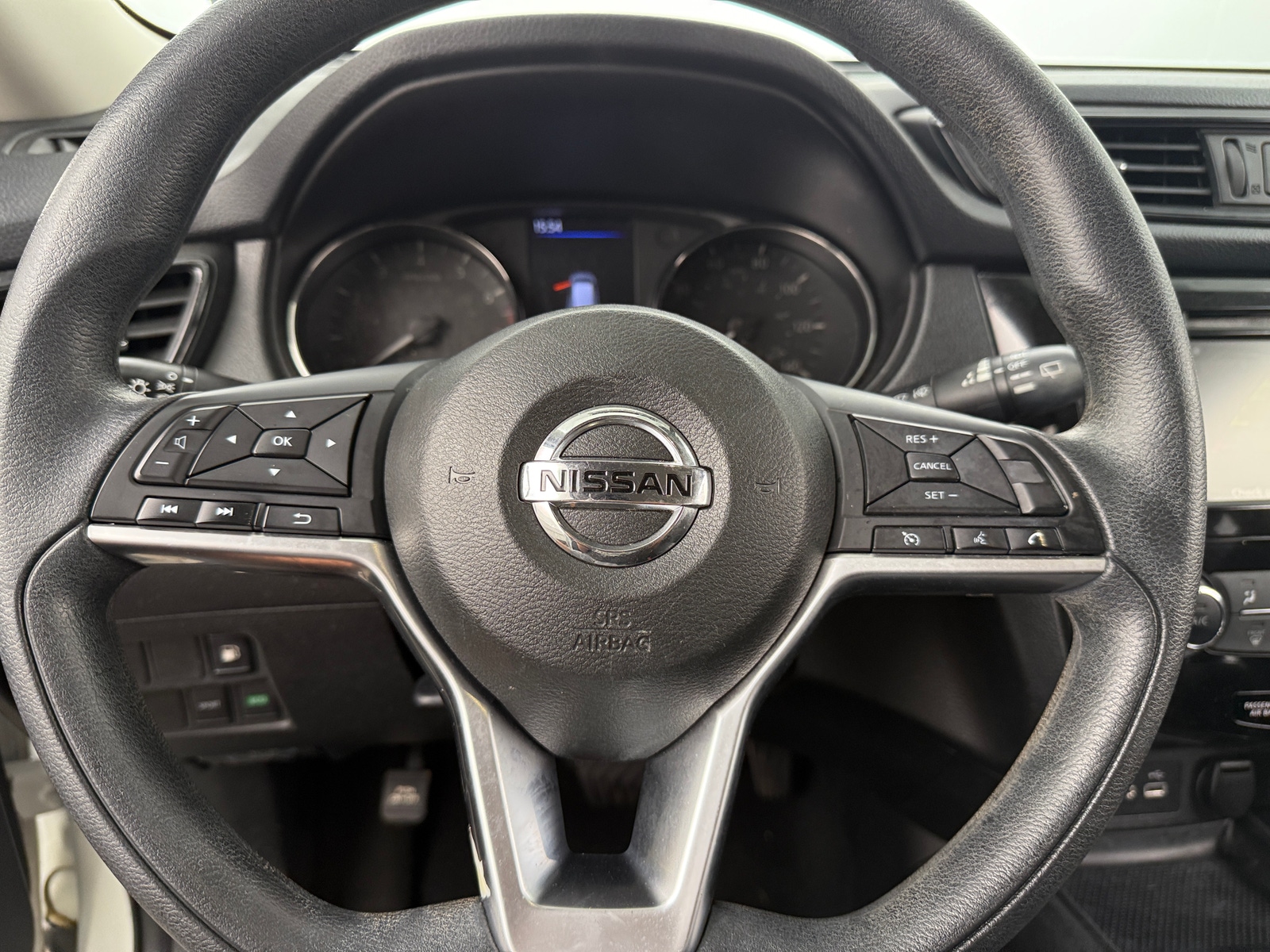Thumbnail: 2018 Nissan Rogue - 5