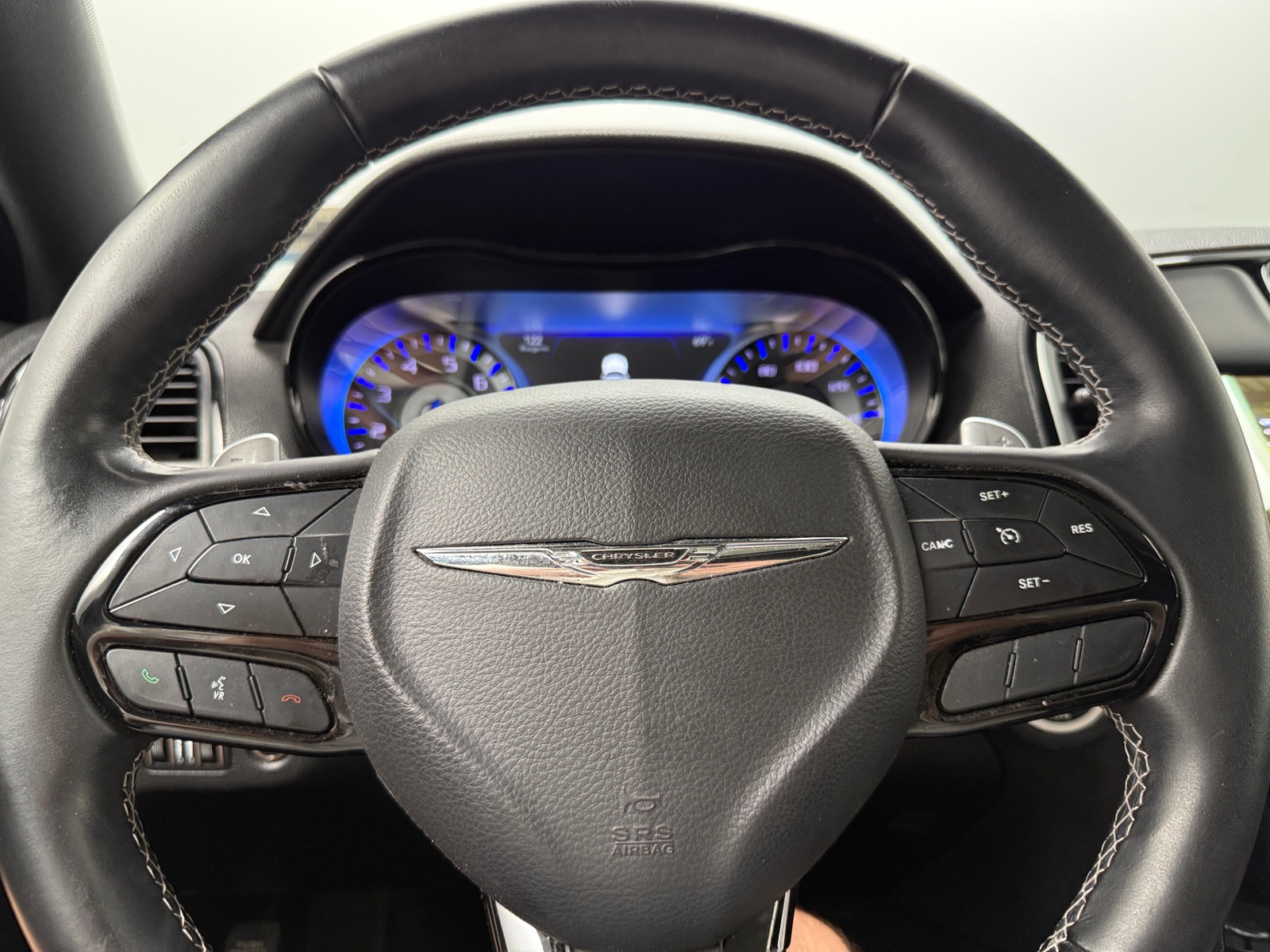 Thumbnail: 2017 Chrysler 300 - 4