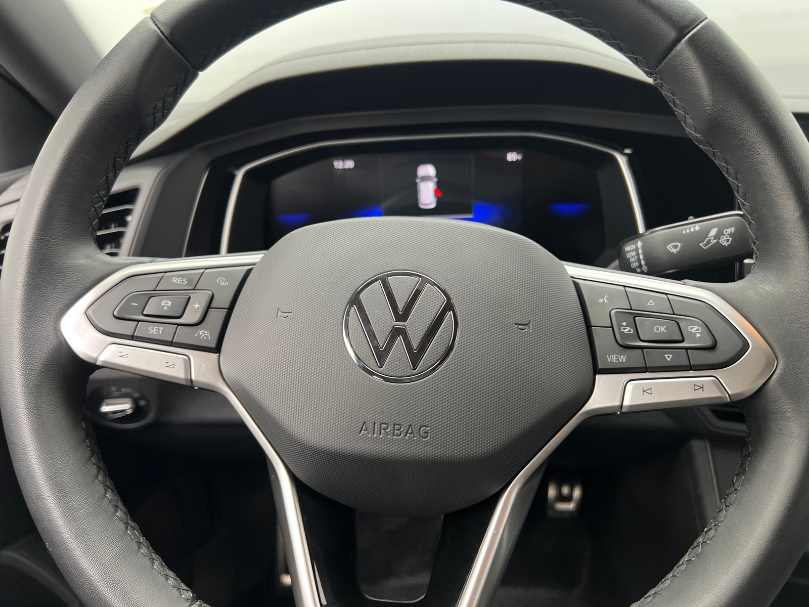 Thumbnail: 2024 Volkswagen Jetta - 5