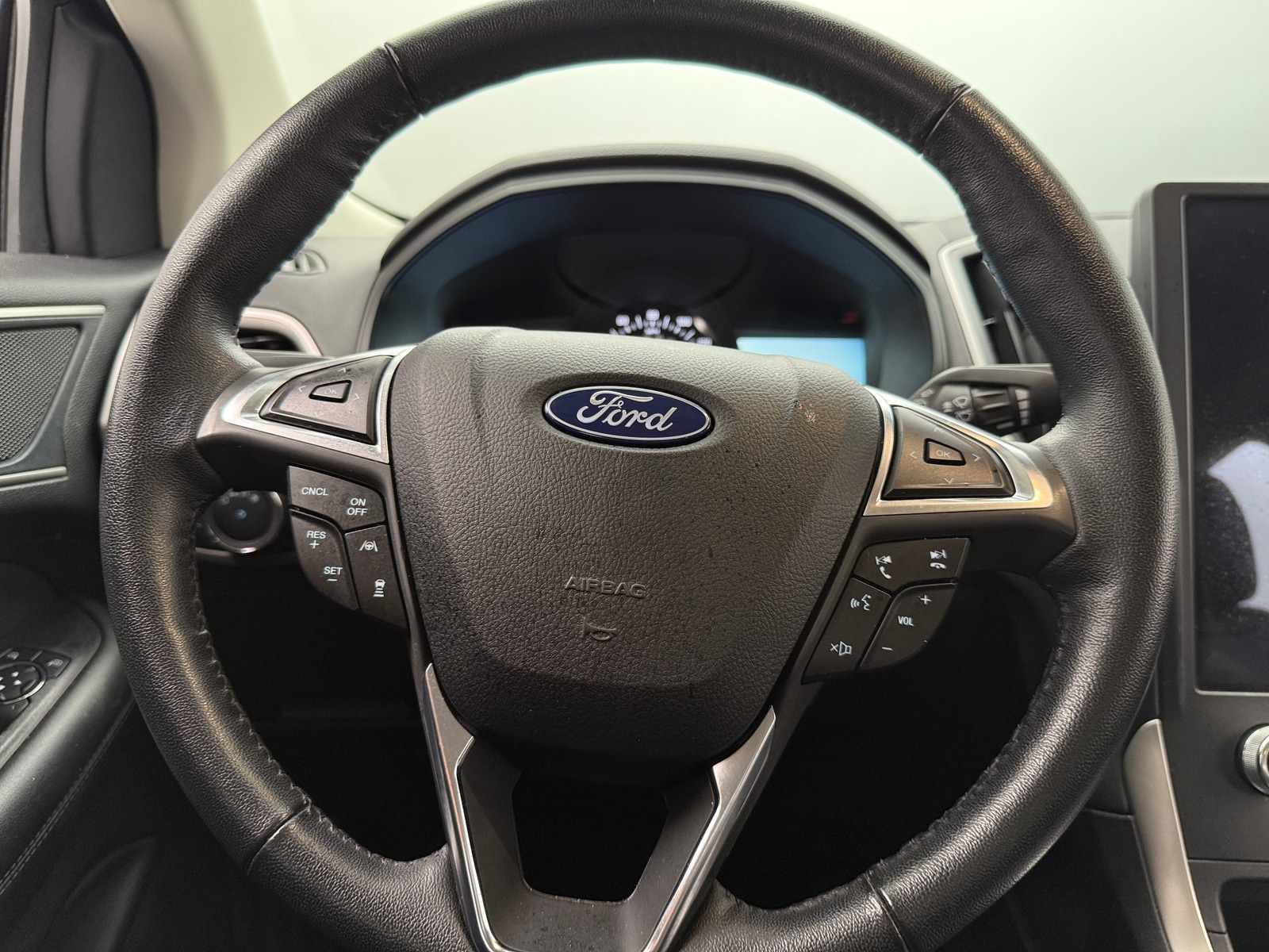 Thumbnail: 2024 Ford Edge - 4