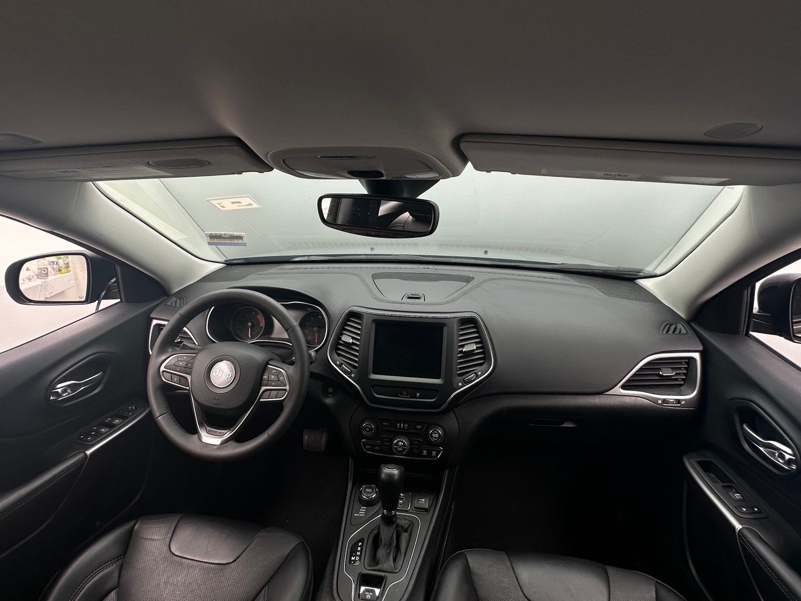 Thumbnail: 2022 Jeep Cherokee - 2