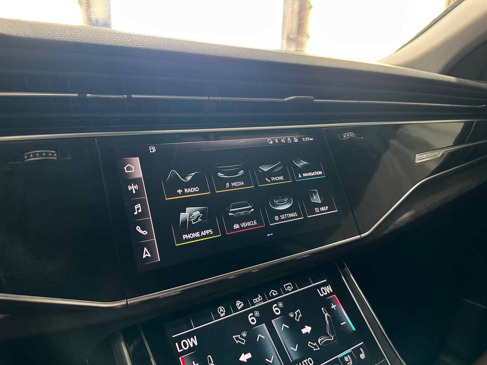 Thumbnail: 2020 Audi Q8 - 3