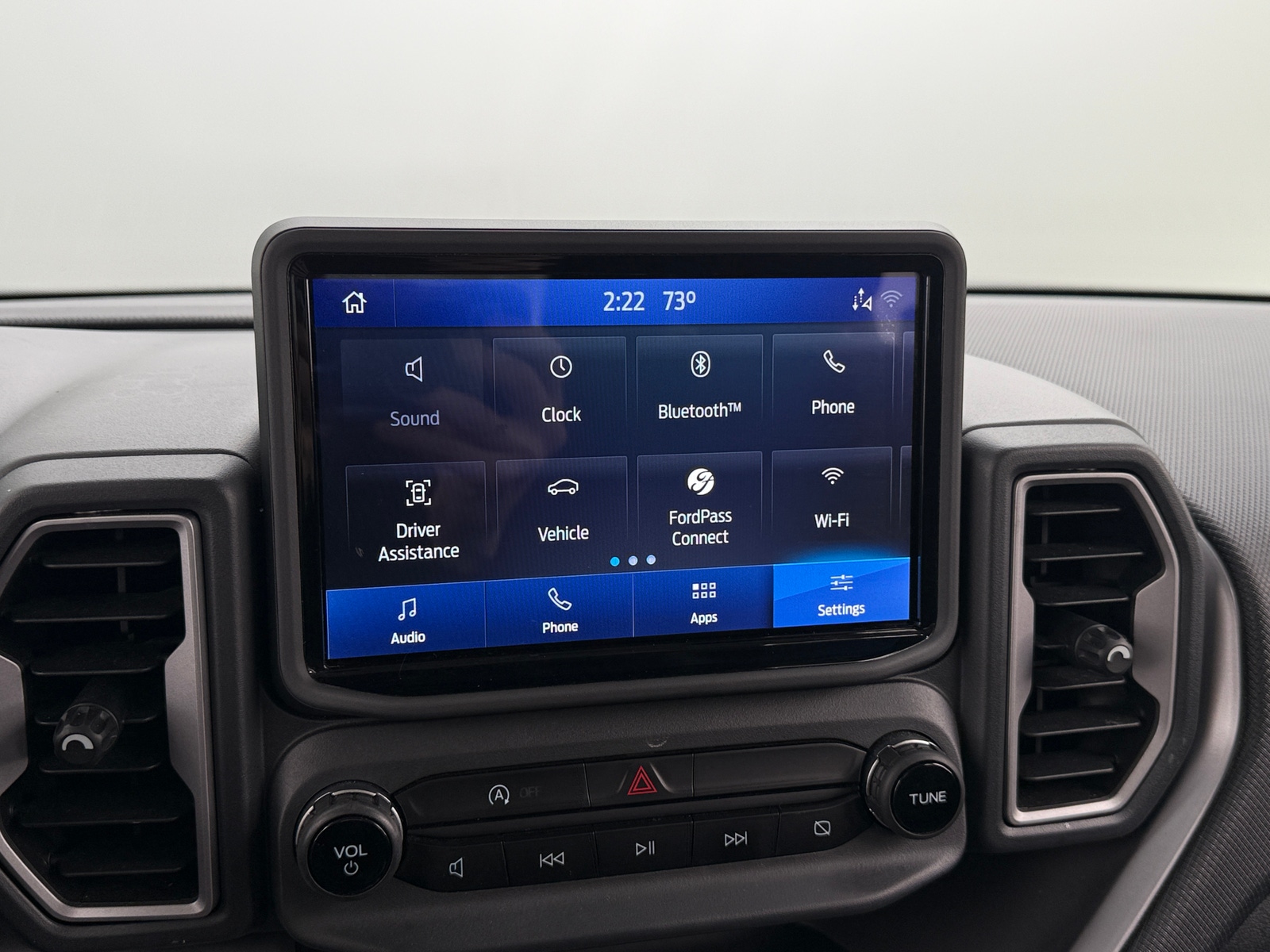Thumbnail: 2021 Ford Bronco Sport - 4