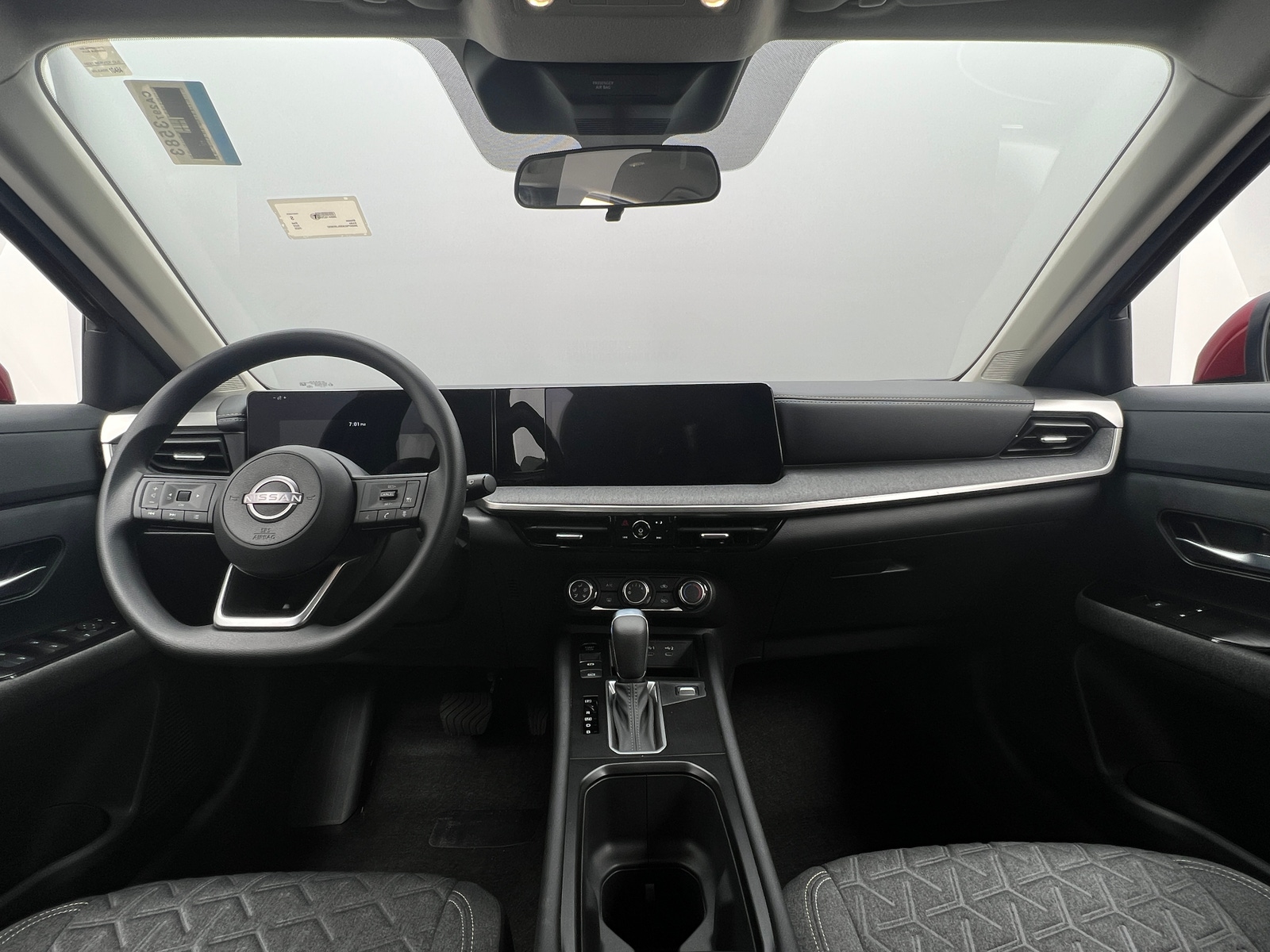 Thumbnail: 2025 Nissan Kicks - 3