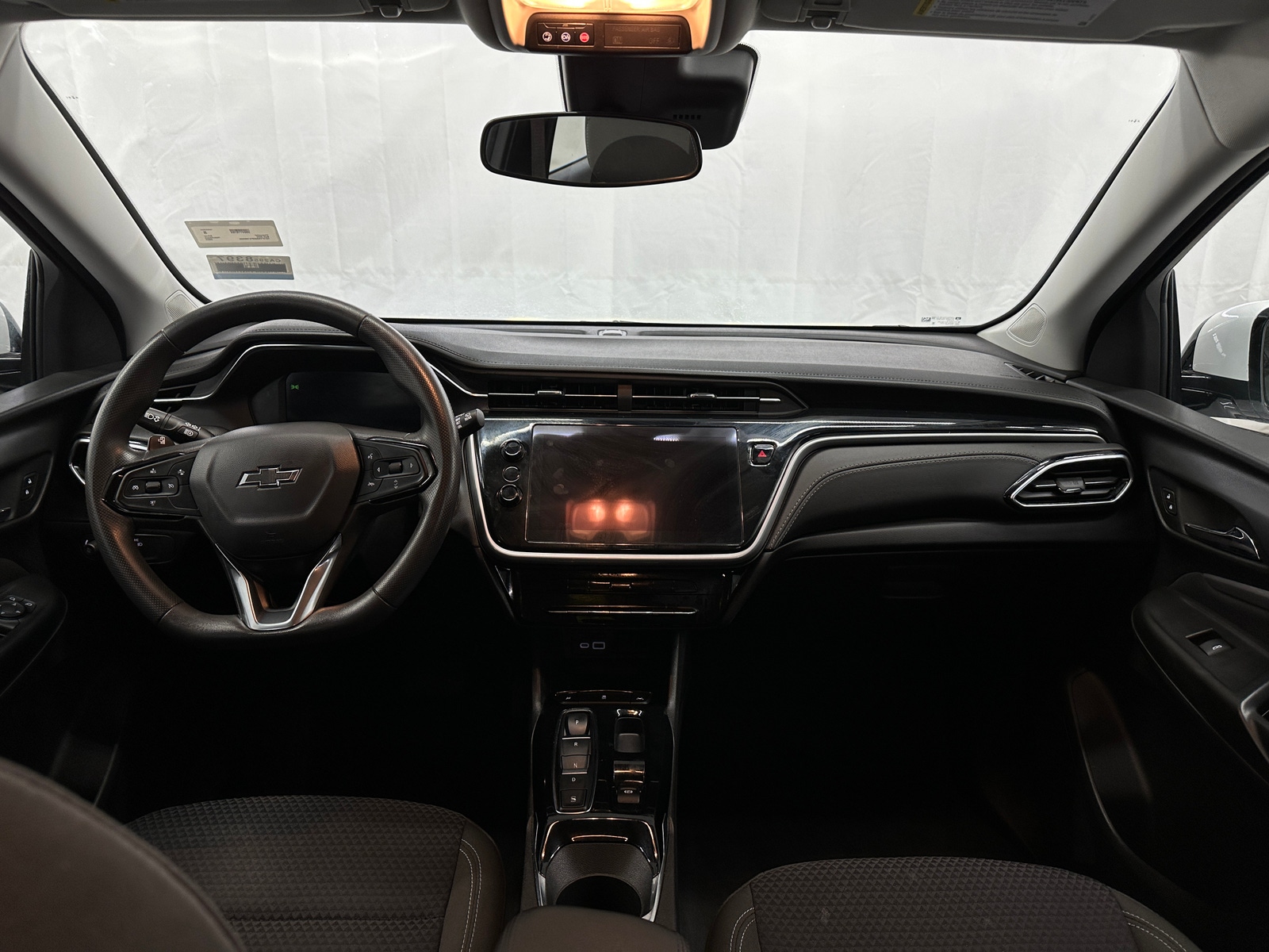 Thumbnail: 2023 Chevrolet Bolt EUV - 3