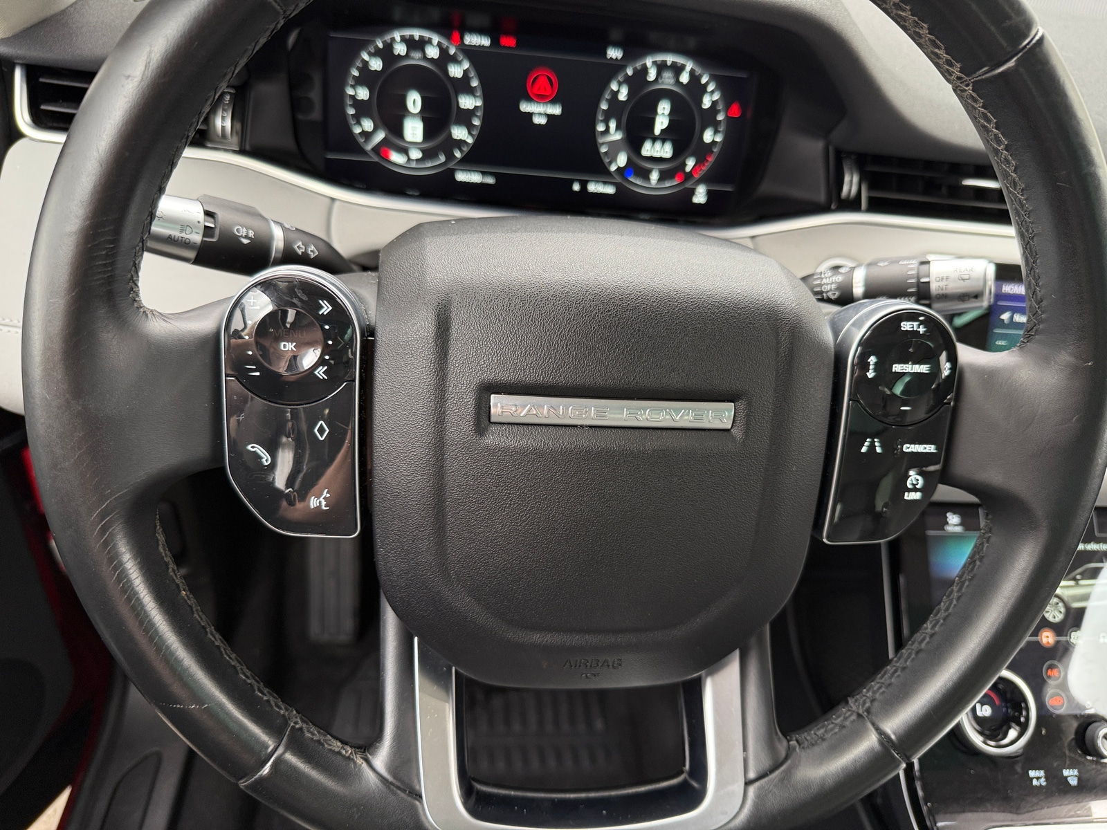 Thumbnail: 2020 Land Rover Range Rover Evoque - 4