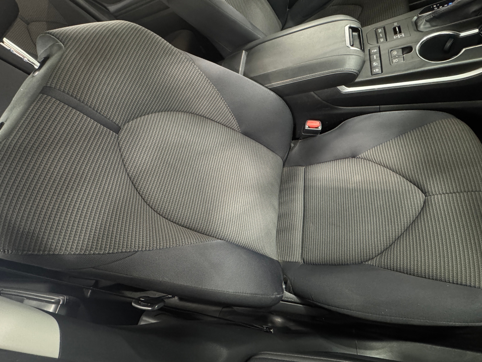 Thumbnail: 2020 Toyota Highlander - 2