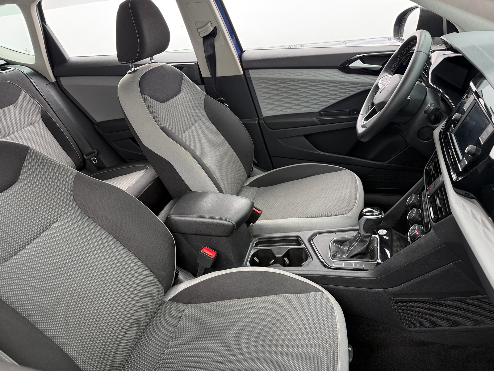 Thumbnail: 2023 Volkswagen Taos - 2