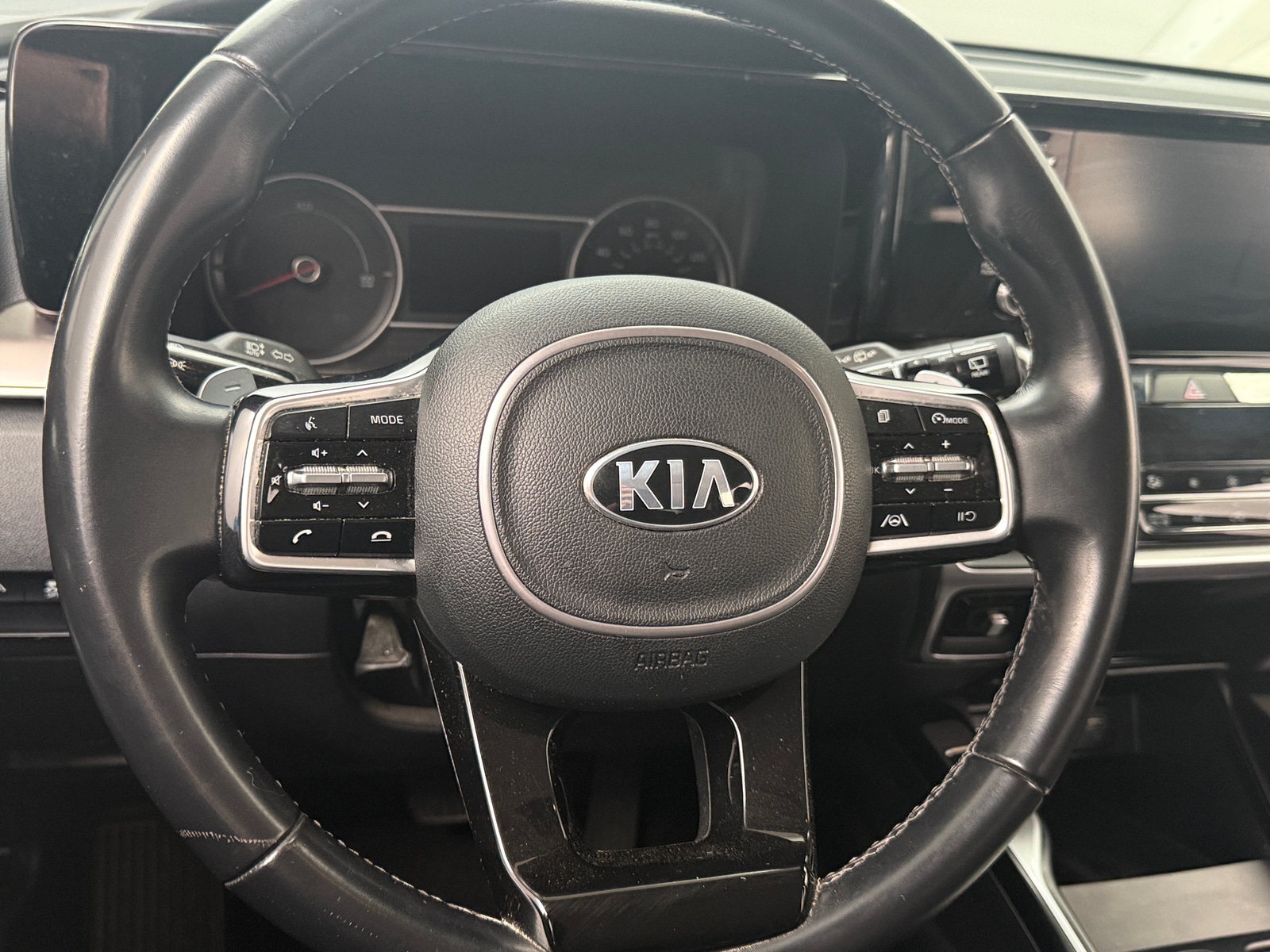Thumbnail: 2021 Kia Sorento - 4