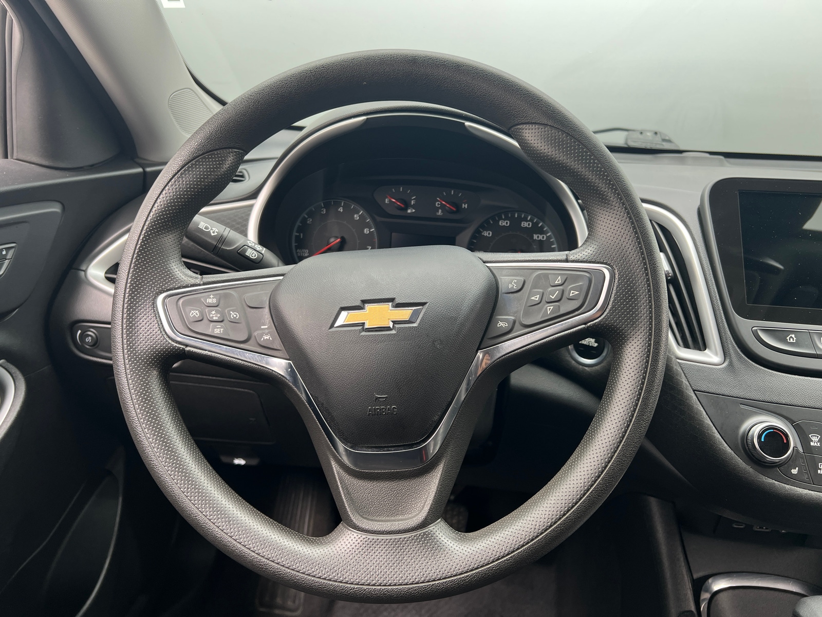 Thumbnail: 2023 Chevrolet Malibu - 5