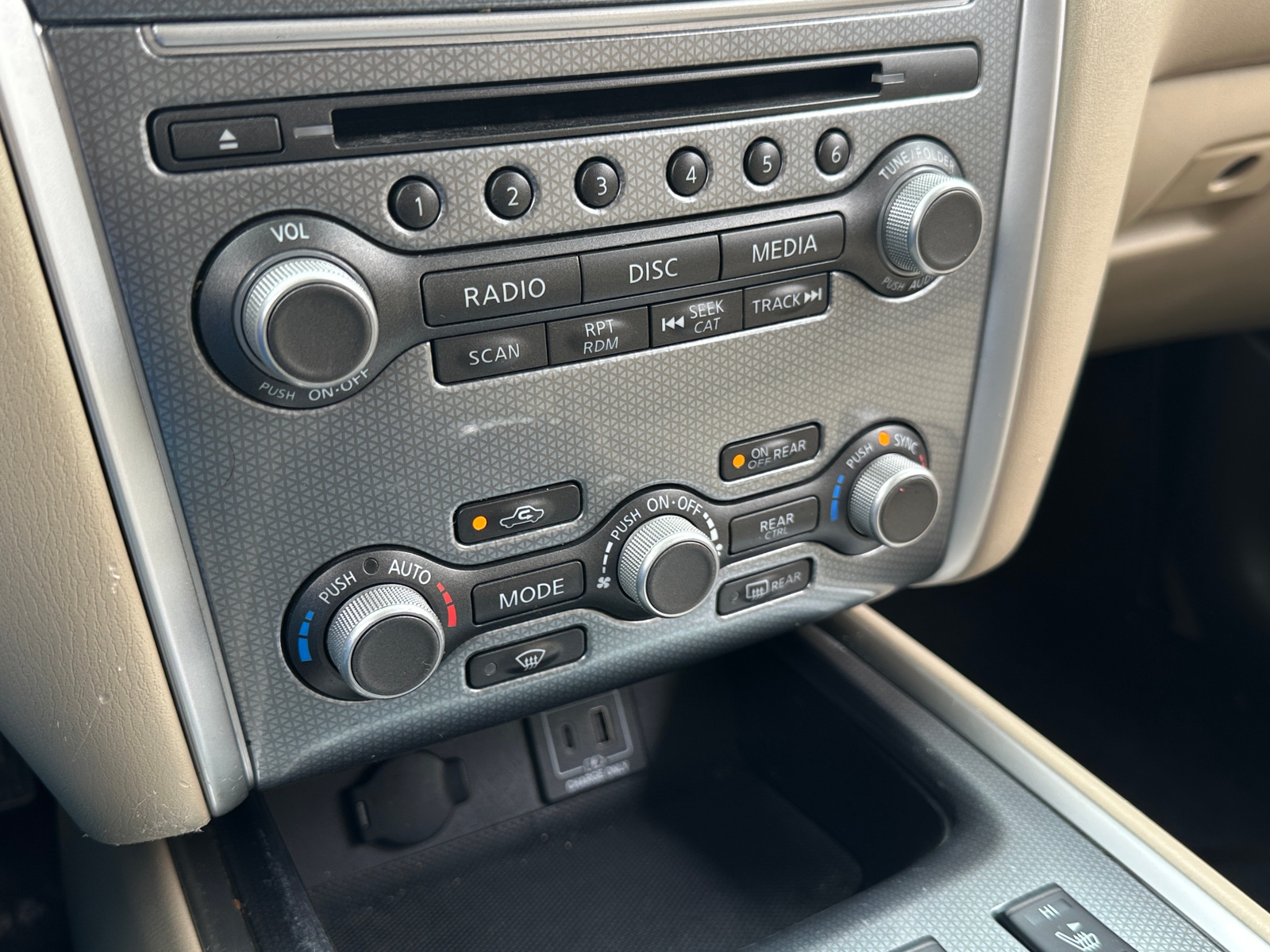 Thumbnail: 2019 Nissan Pathfinder - 3