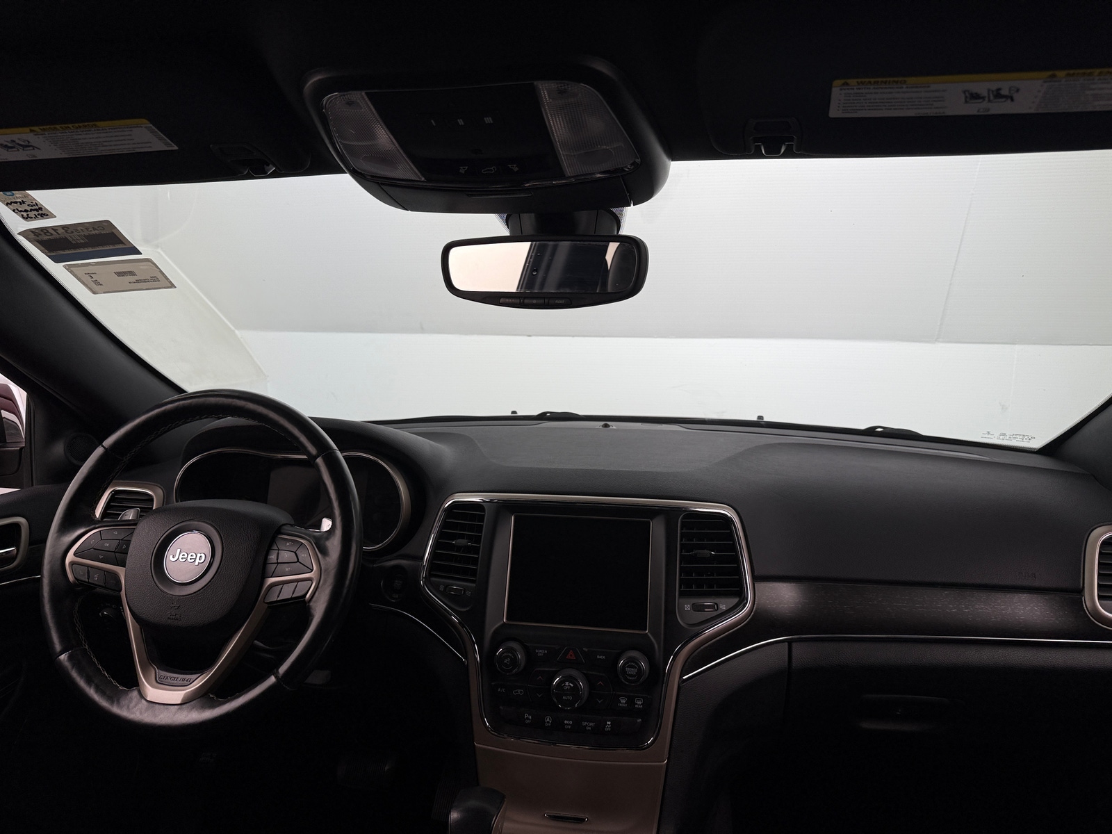 Thumbnail: 2017 Jeep Grand Cherokee - 2