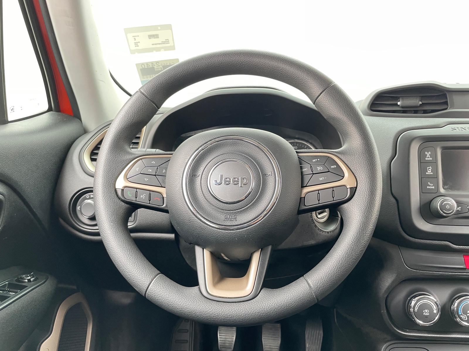 Thumbnail: 2016 Jeep Renegade - 5