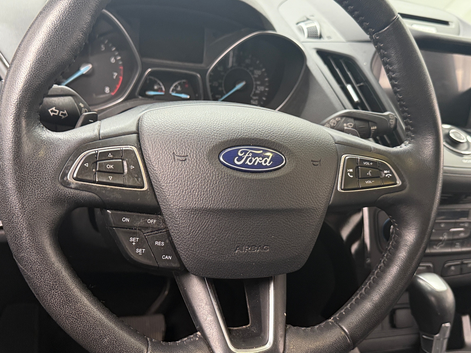 Thumbnail: 2017 Ford Escape - 4