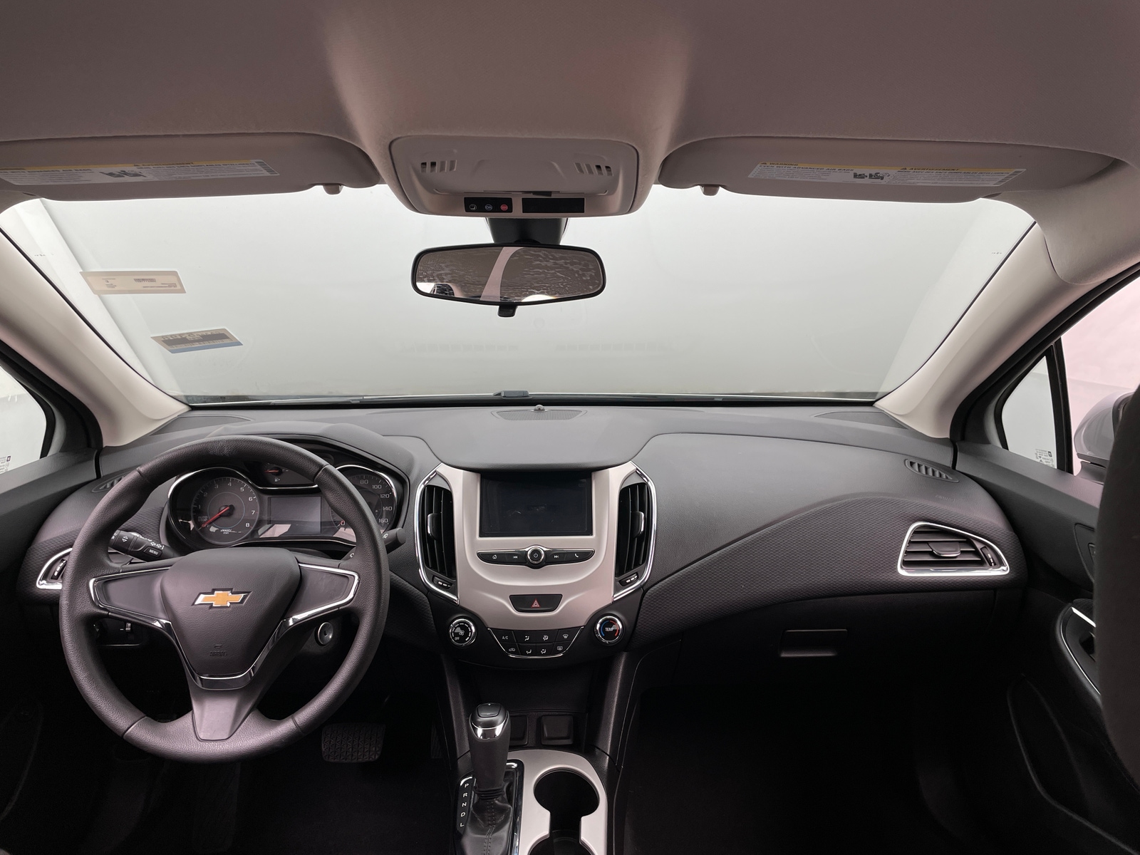 Thumbnail: 2017 Chevrolet Cruze - 3