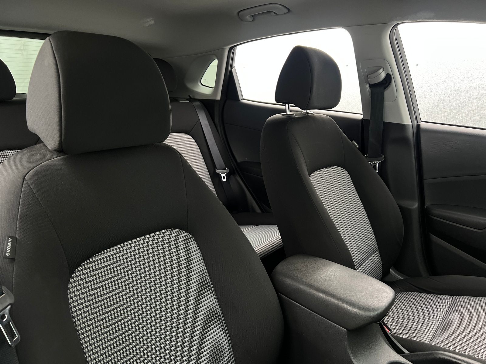 Thumbnail: 2018 Hyundai Kona - 2