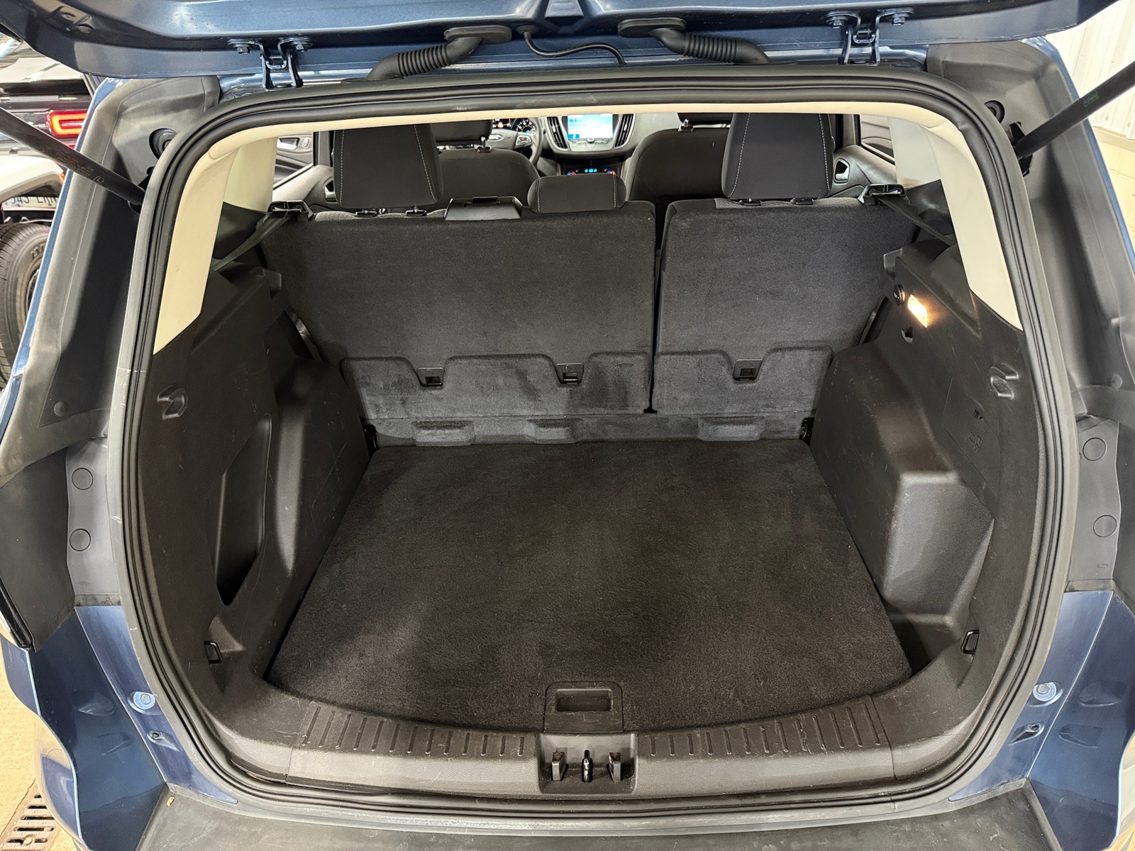 Thumbnail: 2018 Ford Escape - 7