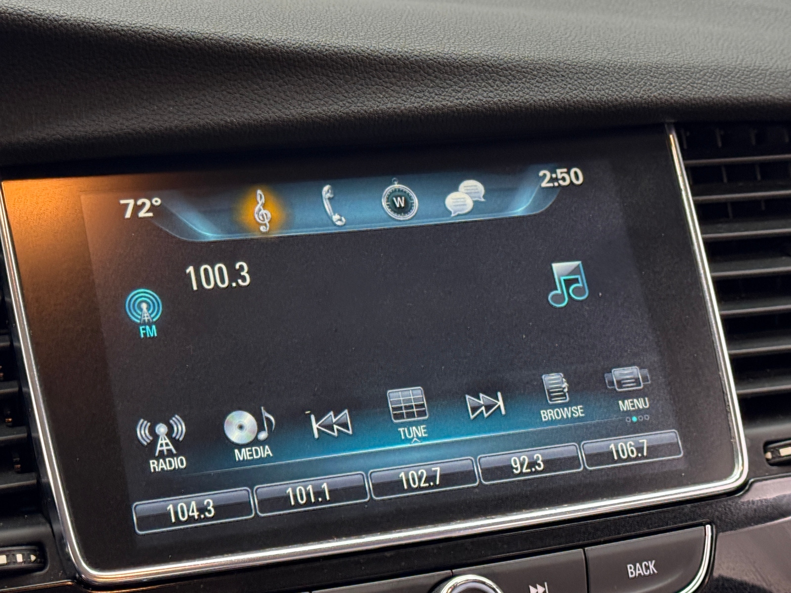 Thumbnail: 2020 Buick Encore - 4