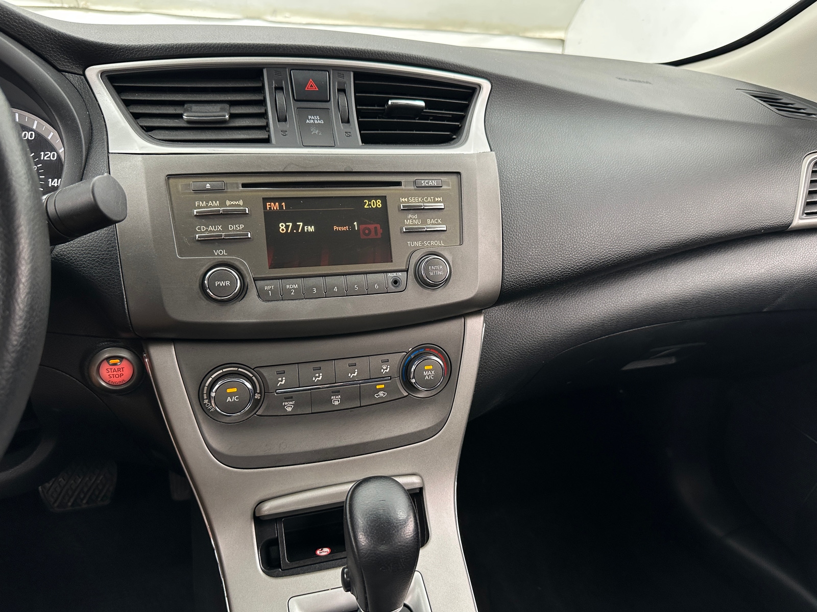 Thumbnail: 2013 Nissan Sentra - 4