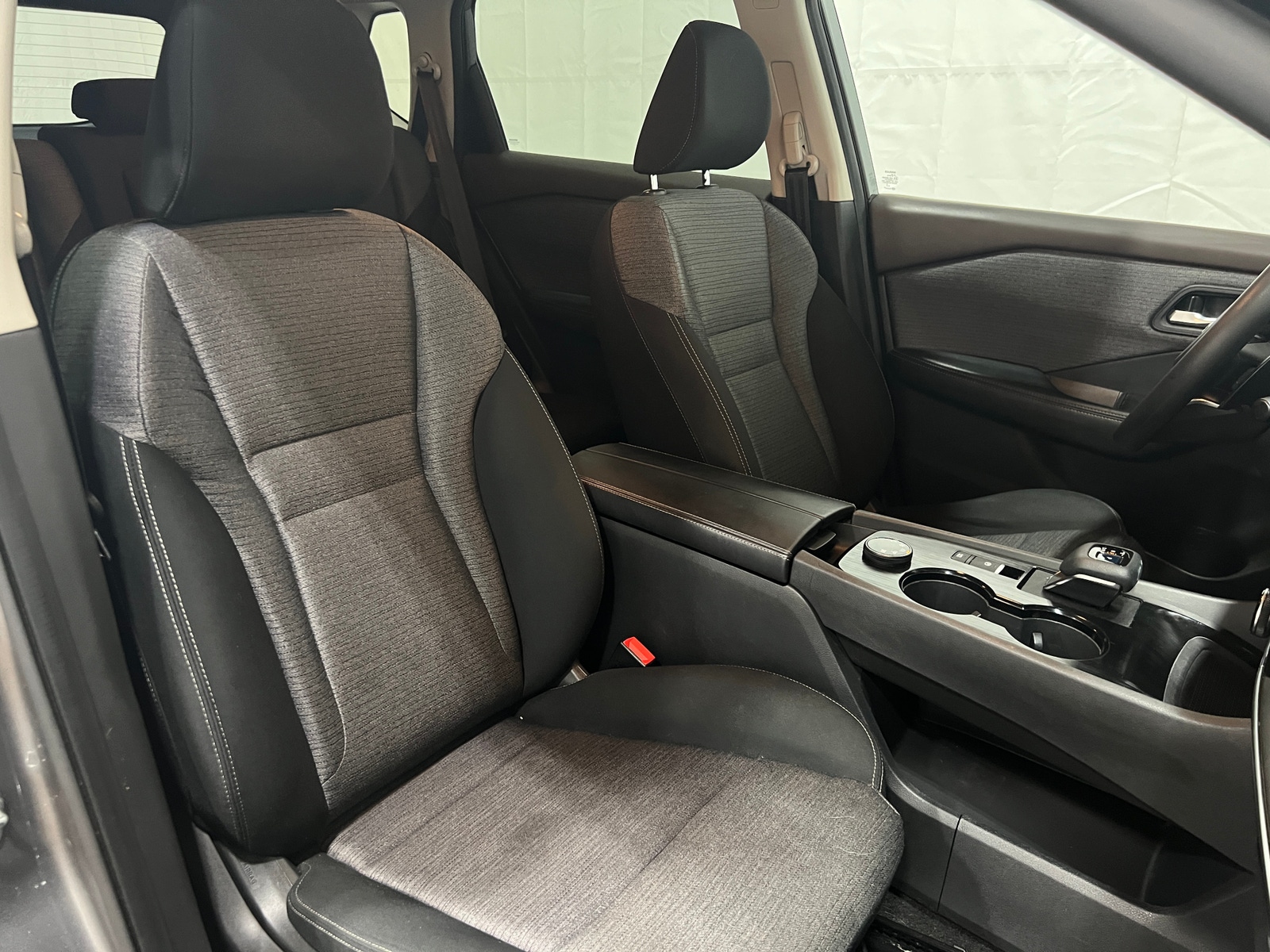 Thumbnail: 2021 Nissan Rogue - 2