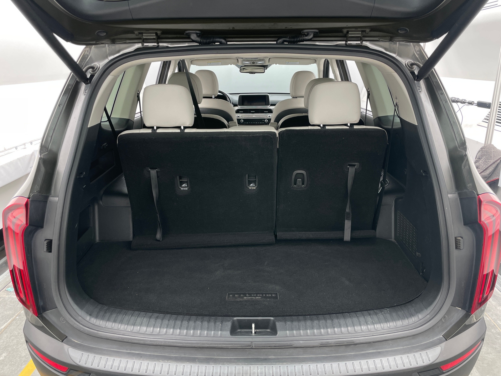 Thumbnail: 2021 Kia Telluride - 6