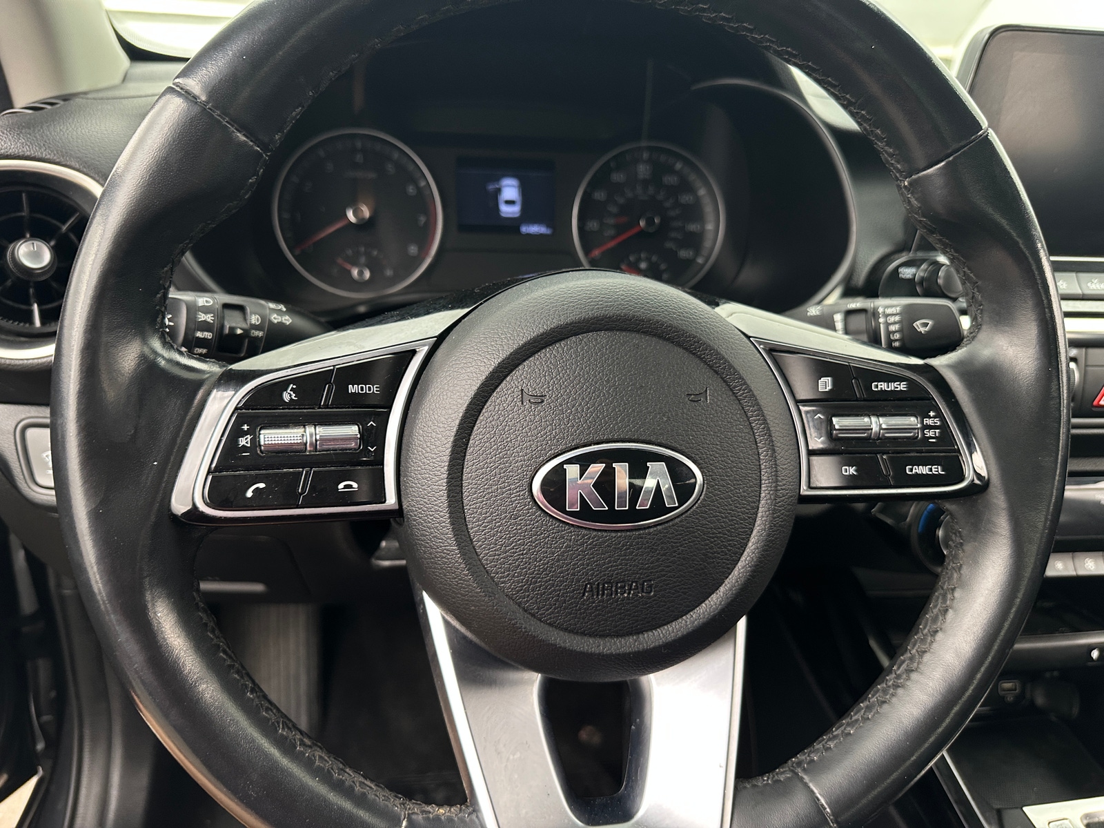 Thumbnail: 2021 Kia Forte - 4