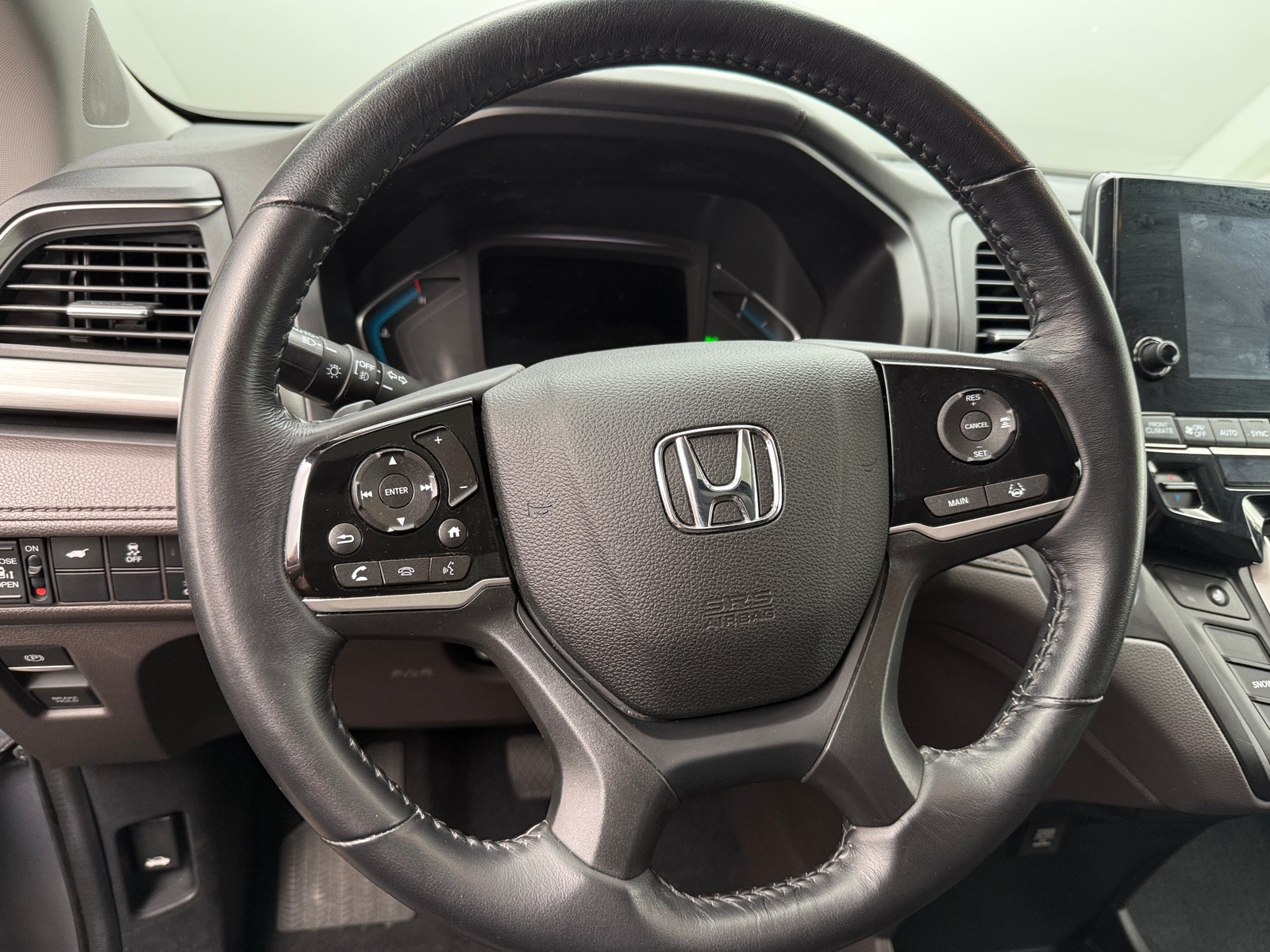 Thumbnail: 2019 Honda Odyssey - 4