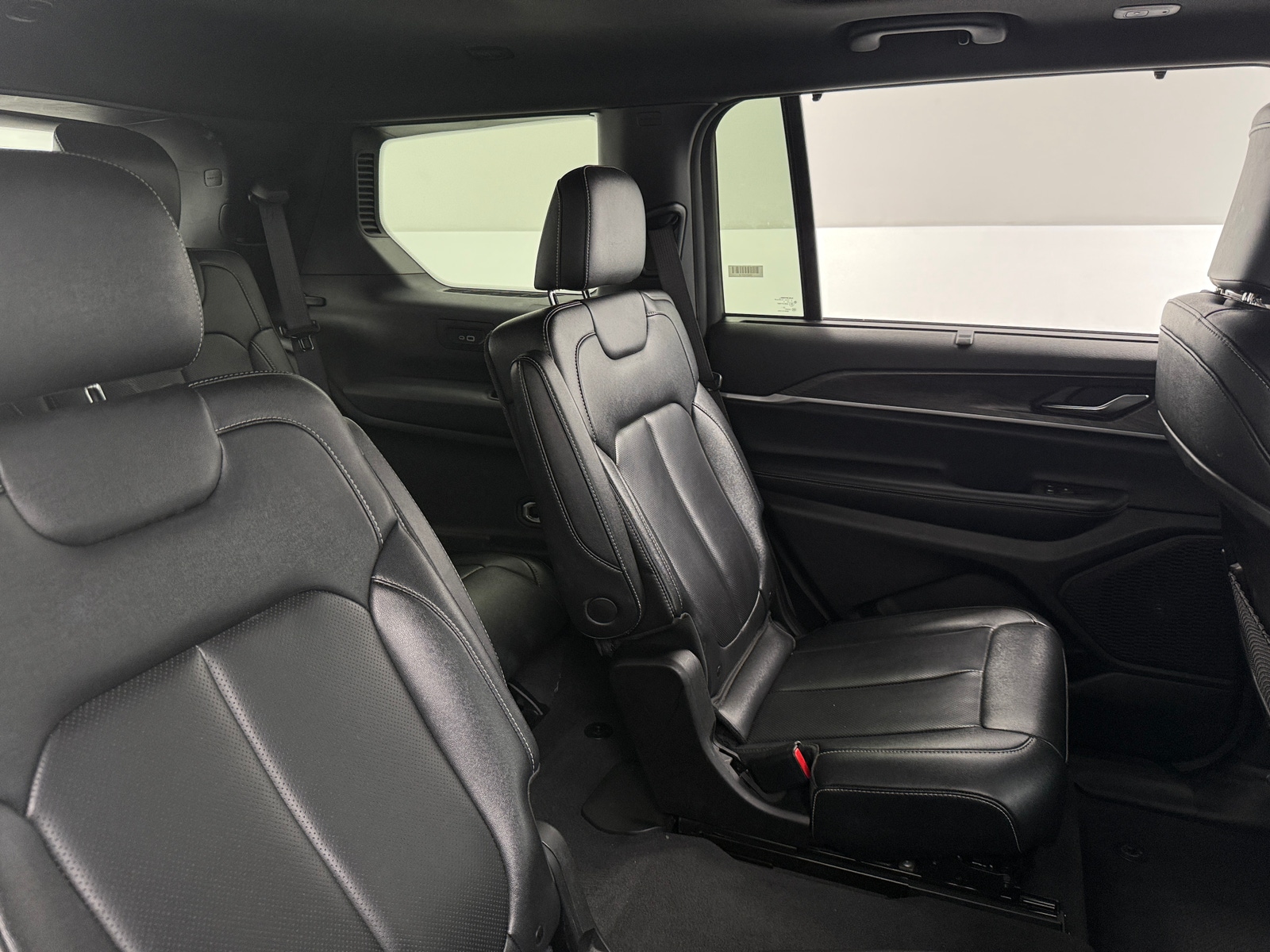Thumbnail: 2024 Jeep Grand Cherokee L - 5