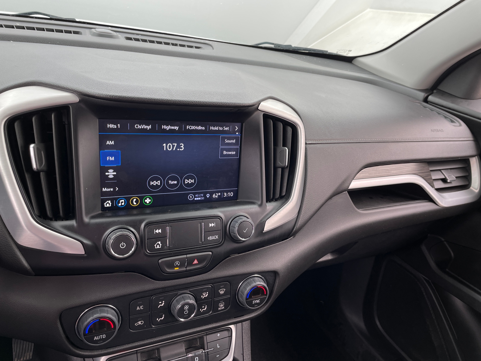 Thumbnail: 2024 GMC Terrain - 3