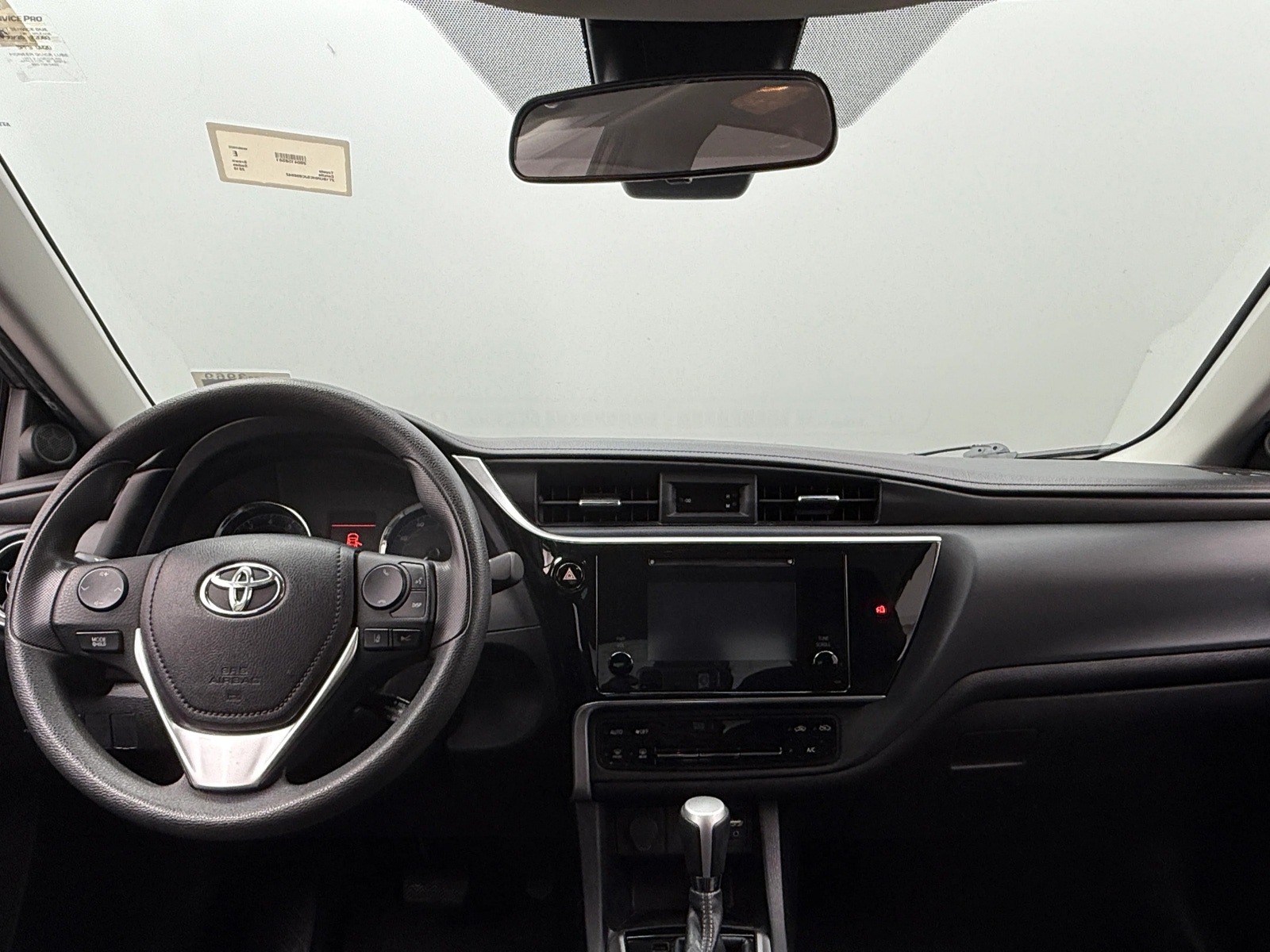 Thumbnail: 2018 Toyota Corolla - 3