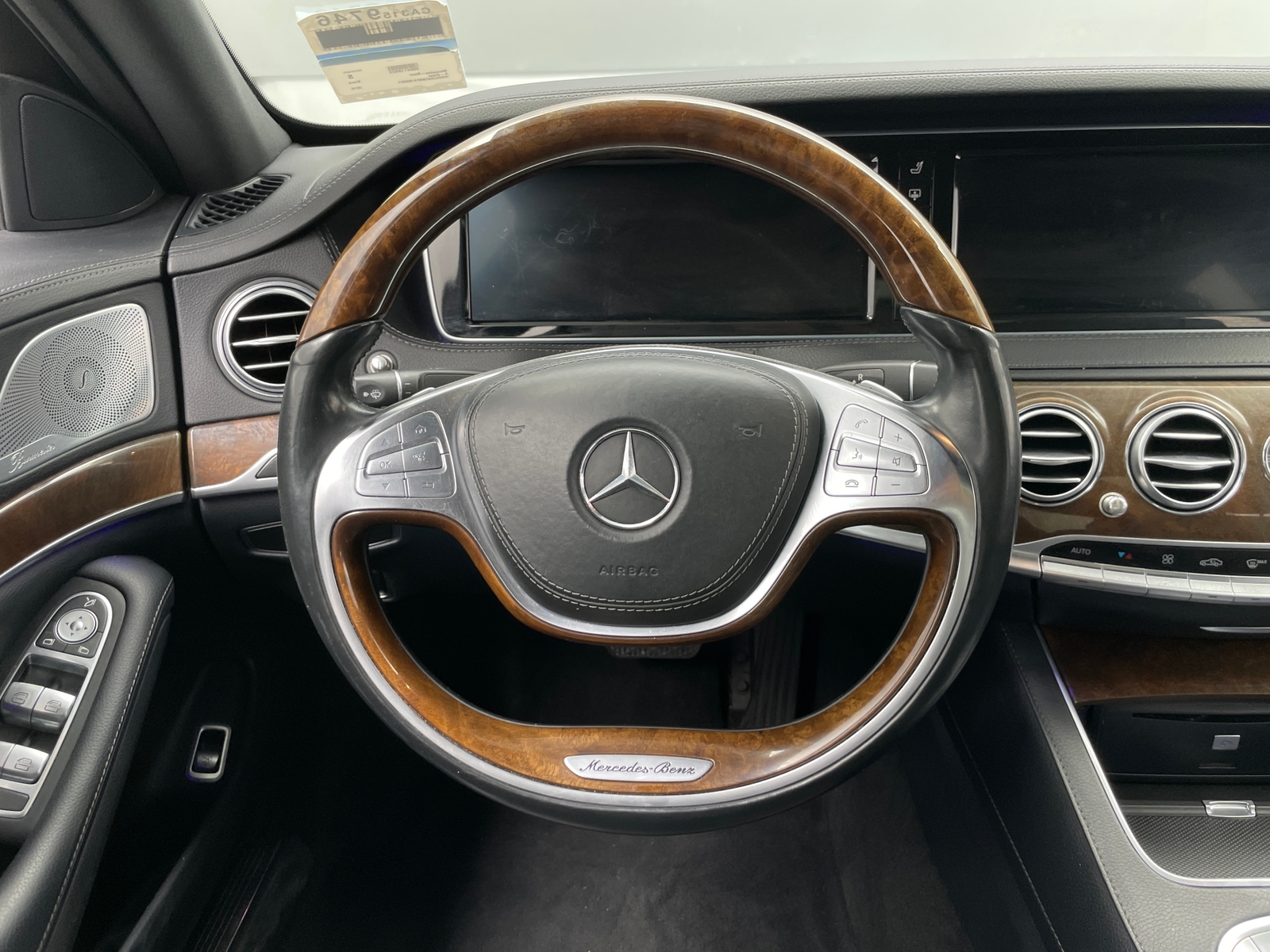 Thumbnail: 2015 Mercedes-Benz S-Class - 4