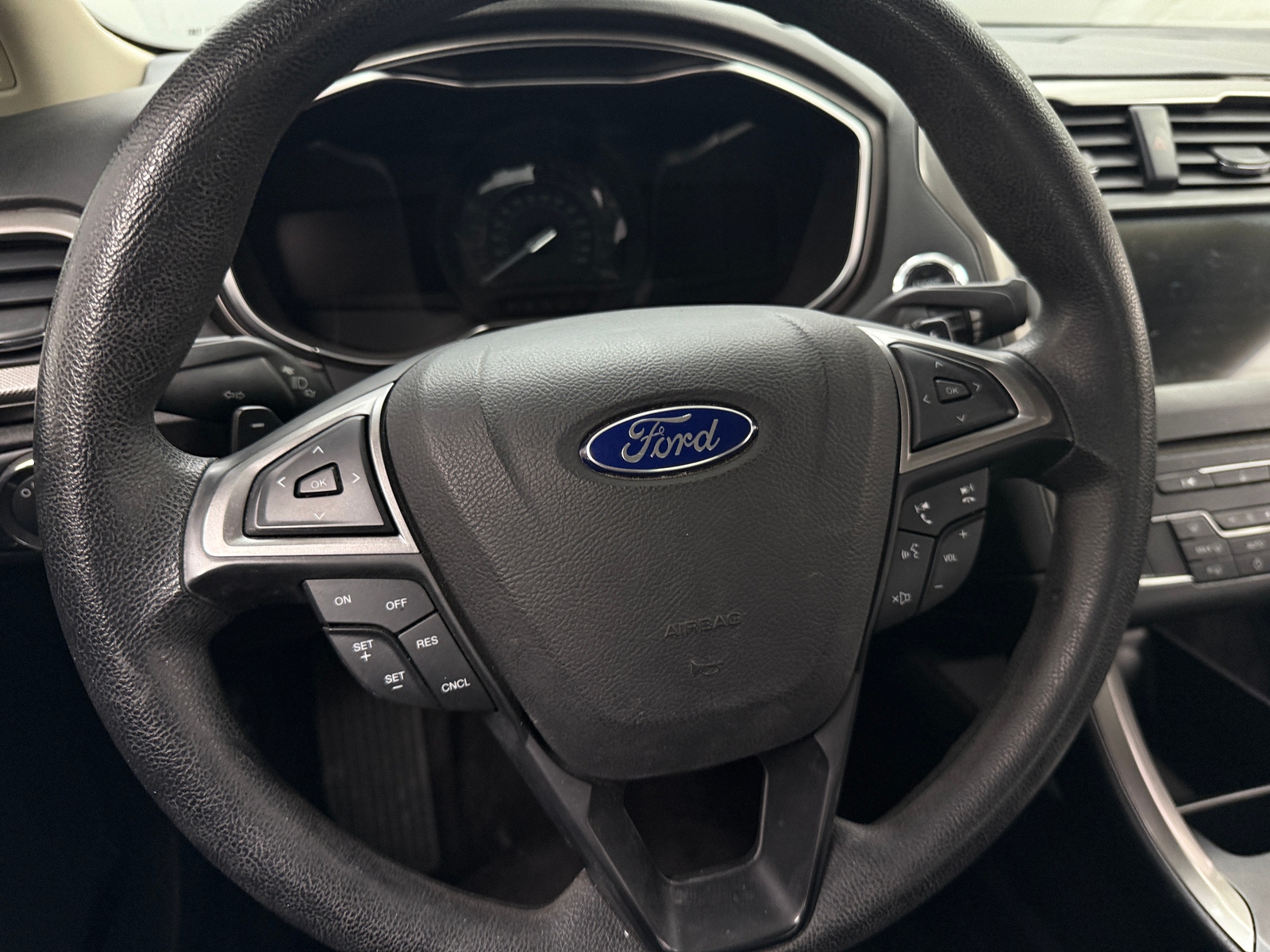 Thumbnail: 2017 Ford Fusion - 5