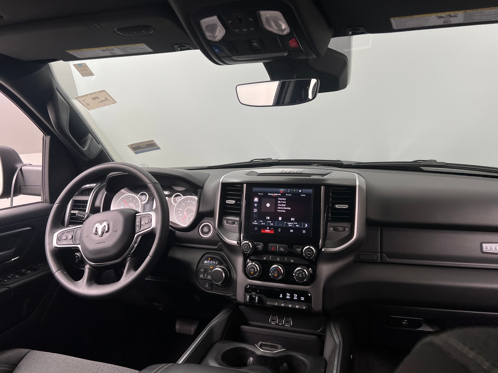 Thumbnail: 2025 RAM 1500 - 3
