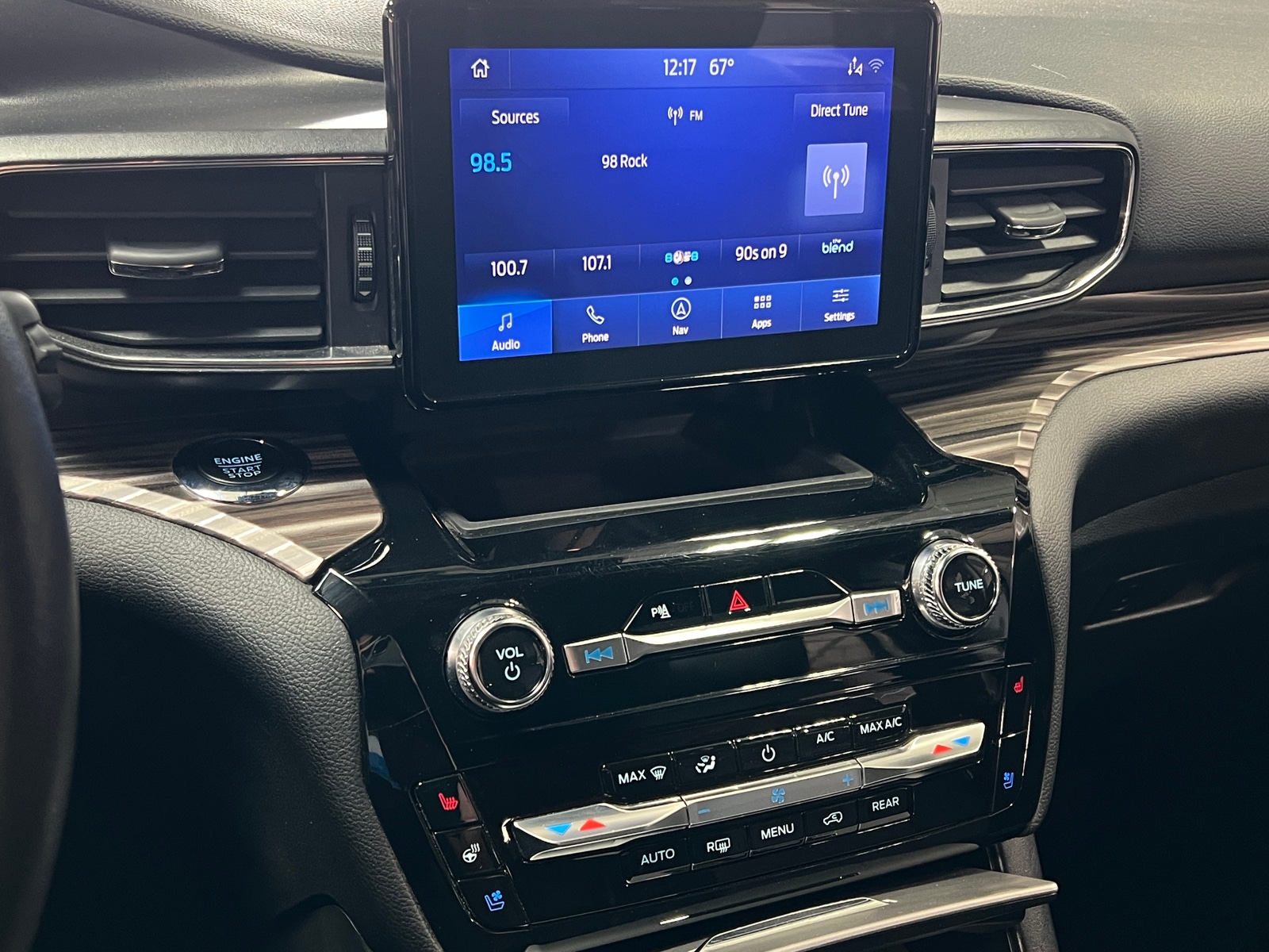 Thumbnail: 2024 Ford Explorer - 4